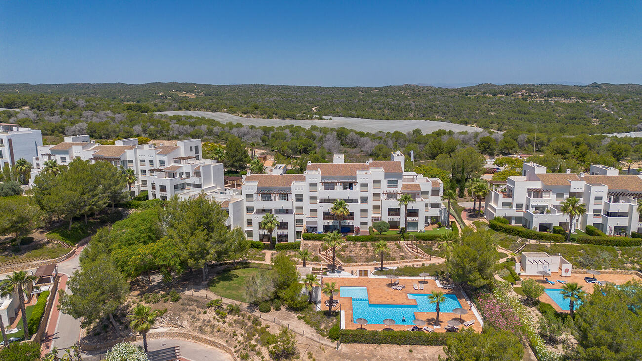 For sale - 2 Bedroom 2 Bathroom Apartment in Orihuela - Las Colinas  - Alicante