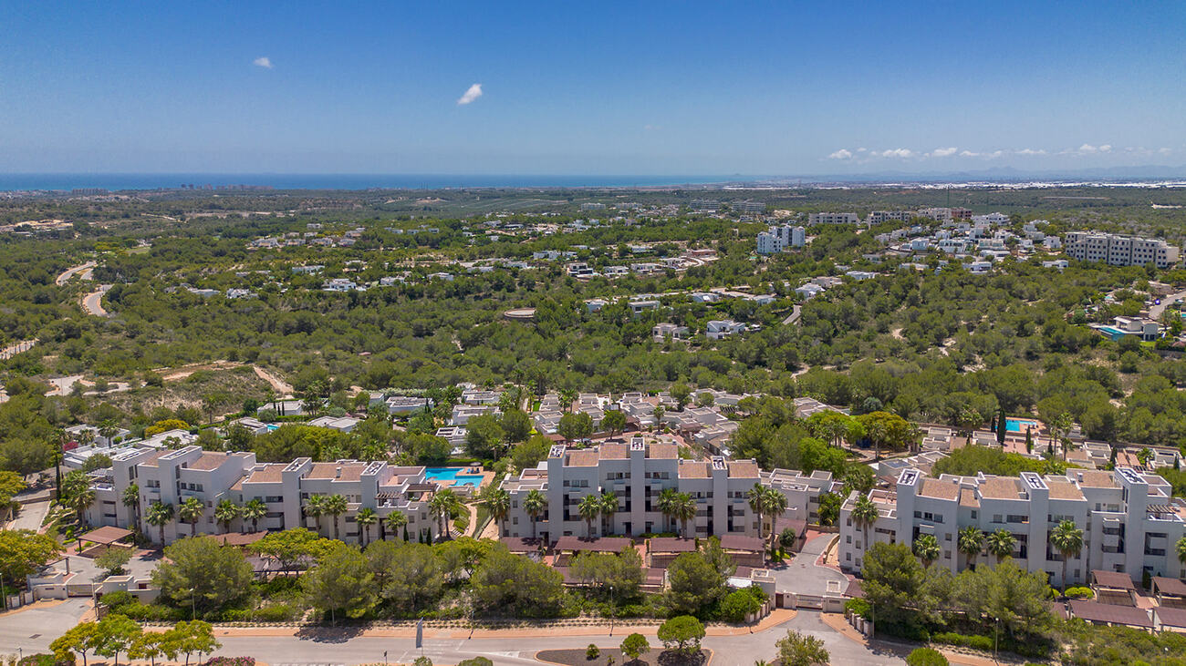 For sale - 2 Bedroom 2 Bathroom Apartment in Orihuela - Las Colinas  - Alicante