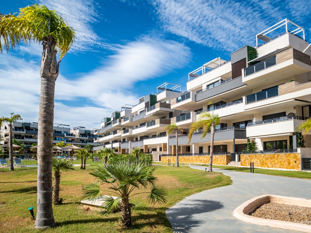 2 Bedroom 2 Bathroom Apartment in Playa Flamenca