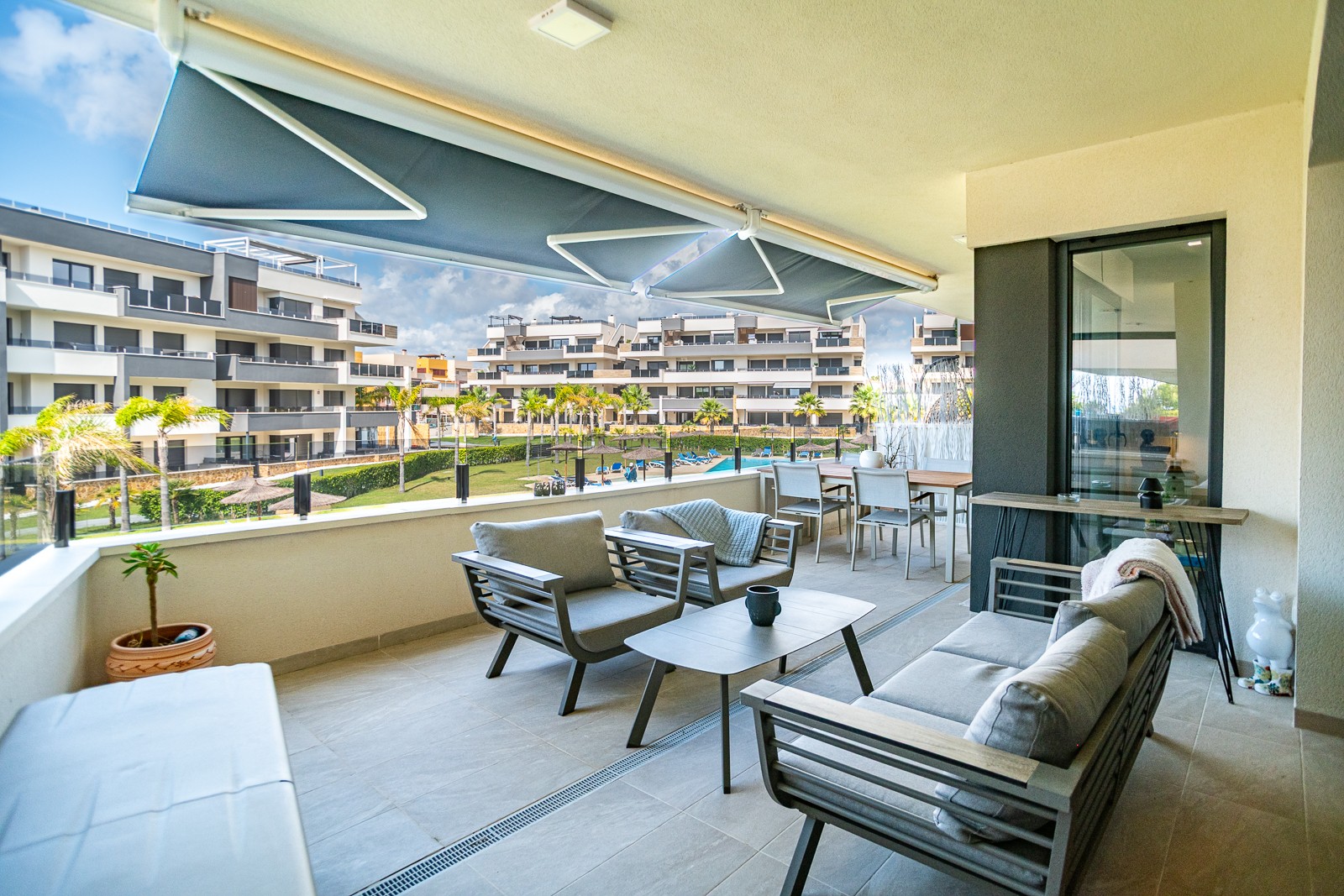 For sale - 2 Bedroom 2 Bathroom Apartment in Playa Flamenca - Costa Blanca  - Alicante