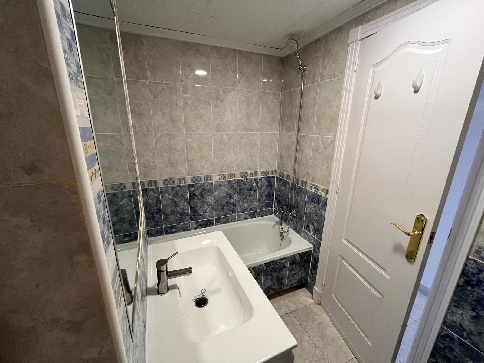 For sale - 2 Bedroom 1 Bathroom Apartment in Algorfa - Inland  - Alicante