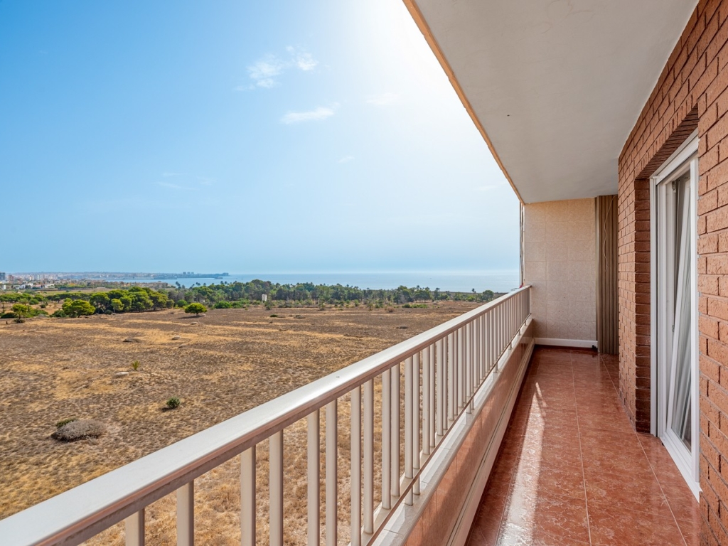 2 Bedroom 2 Bathroom Penthouse in Torrevieja