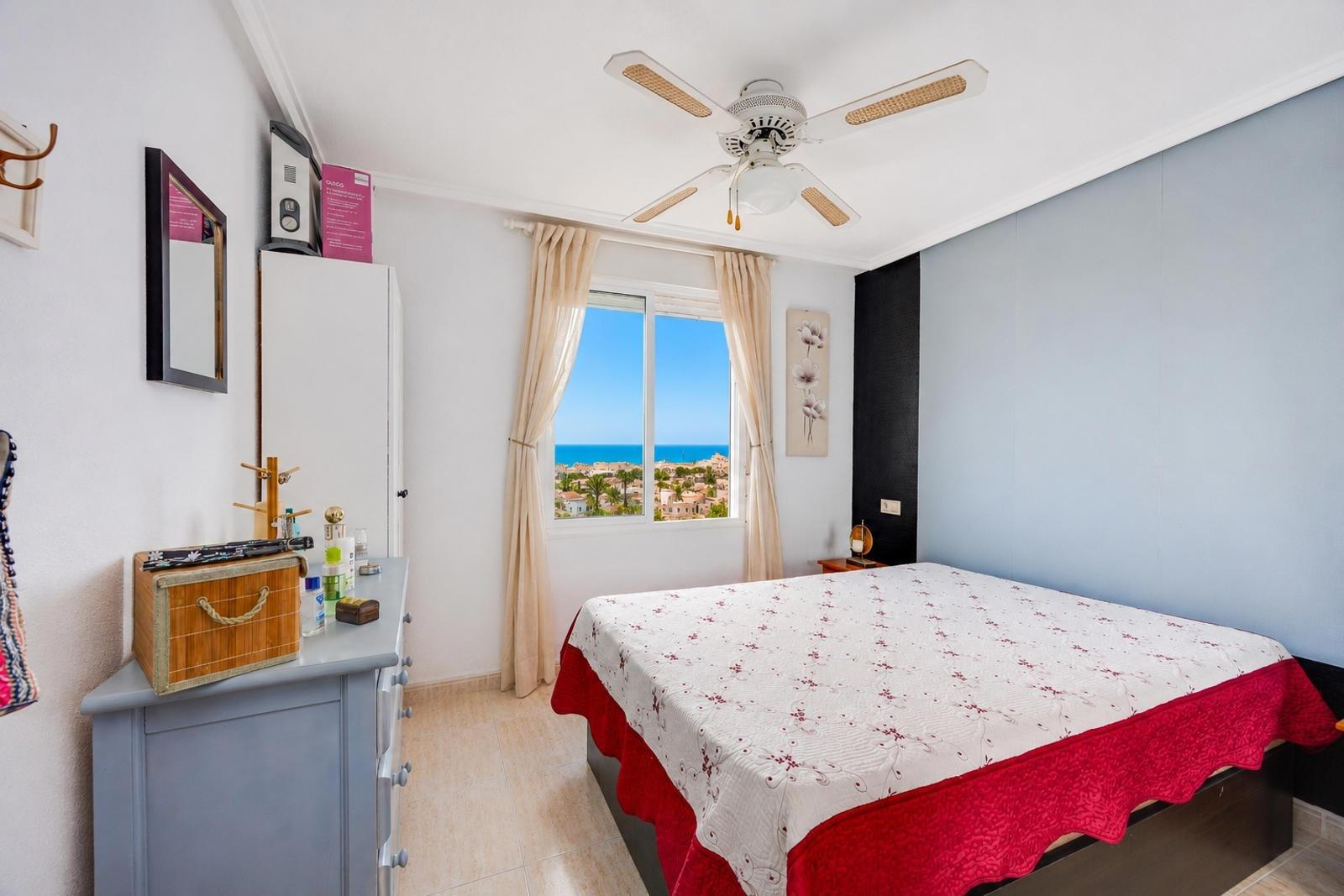For sale - 2 Bedroom 1 Bathroom Apartment in Torrevieja - Nueva Torrevieja  - Alicante