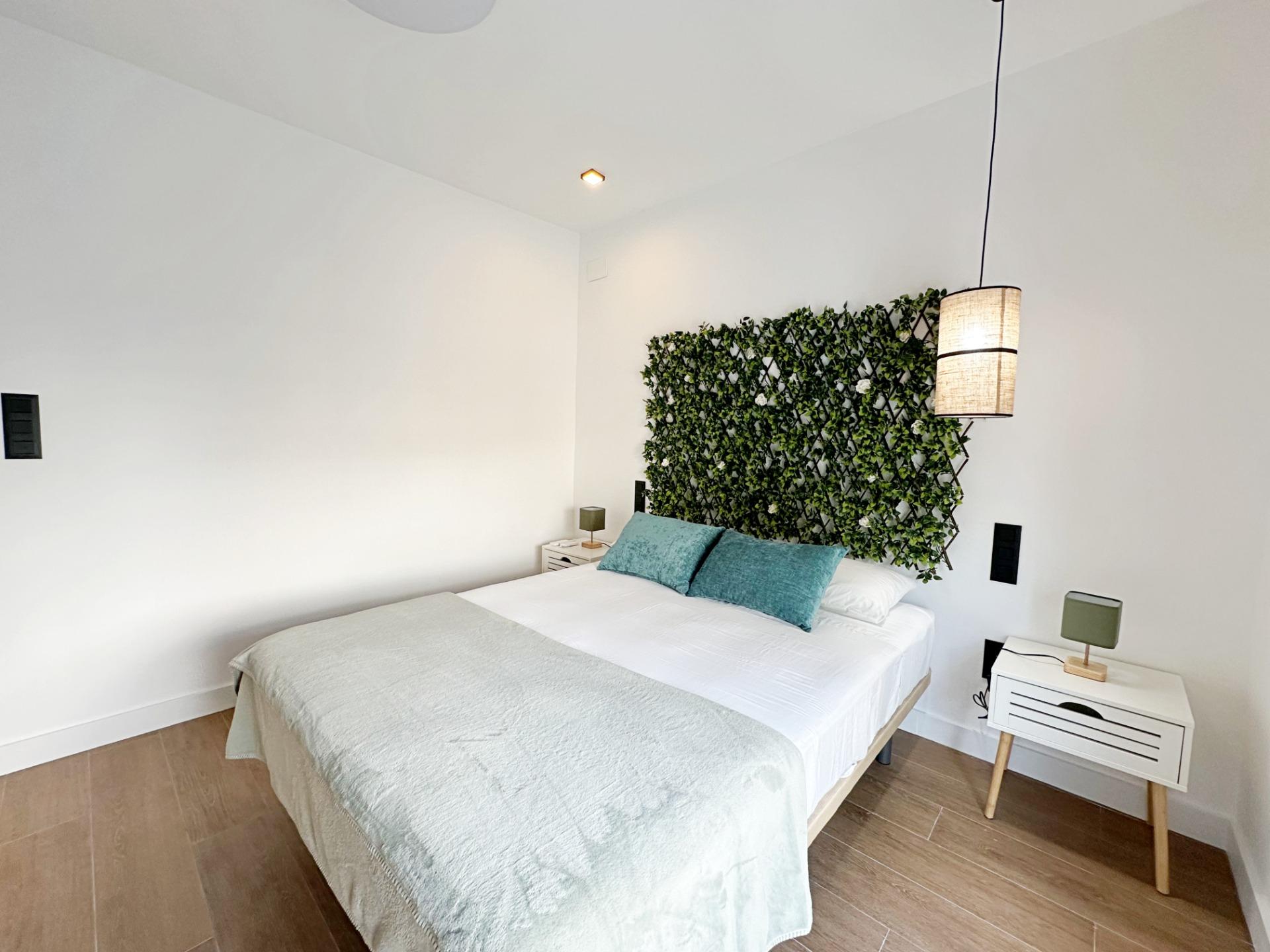 For sale - 3 Bedroom 3 Bathroom Town House in Torrevieja - aguas nuevas  - Alicante