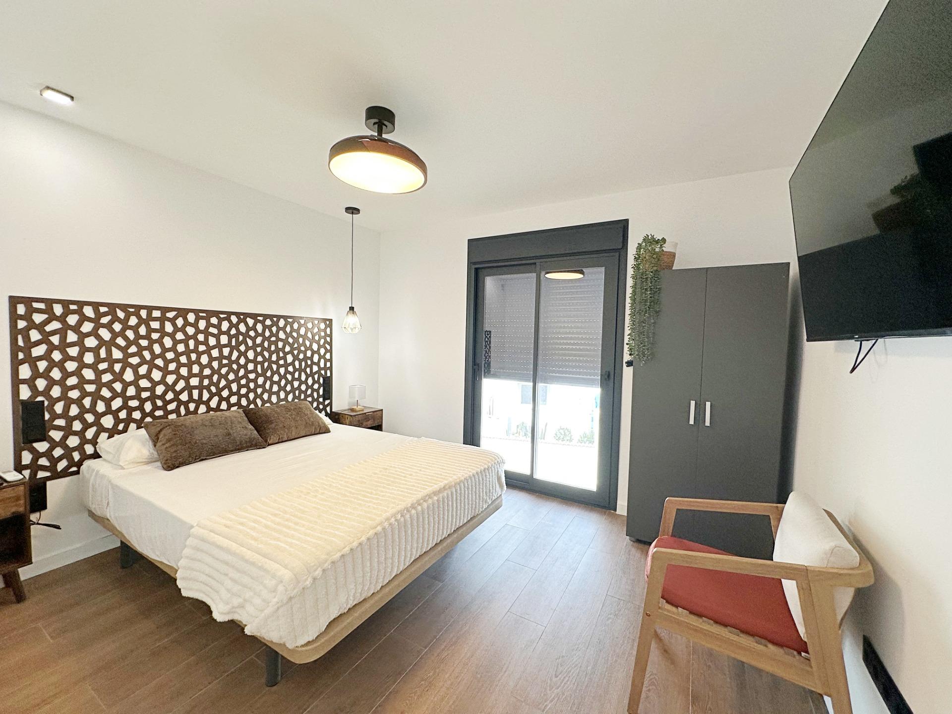 For sale - 3 Bedroom 3 Bathroom Town House in Torrevieja - aguas nuevas  - Alicante