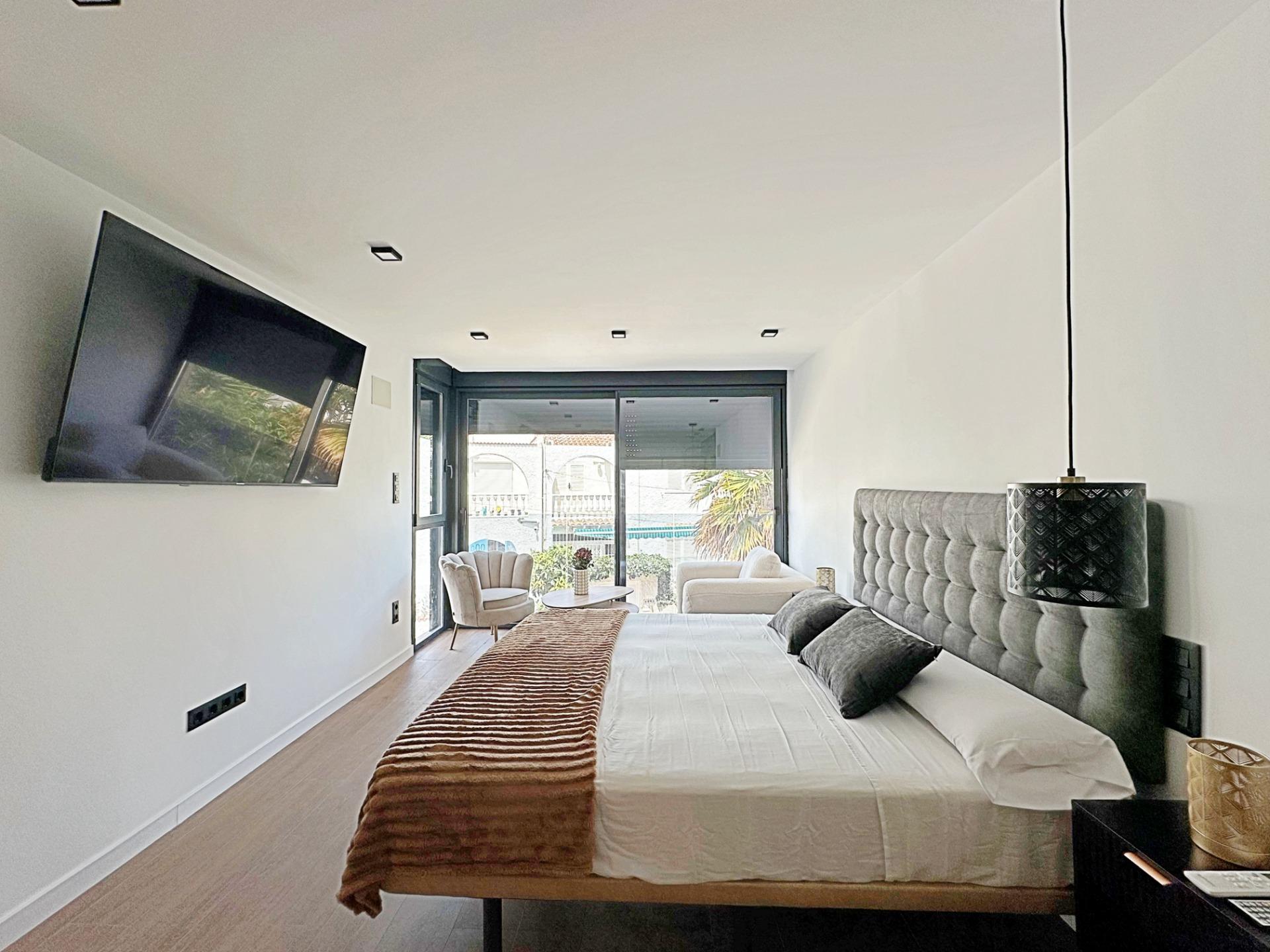 For sale - 3 Bedroom 3 Bathroom Town House in Torrevieja - aguas nuevas  - Alicante