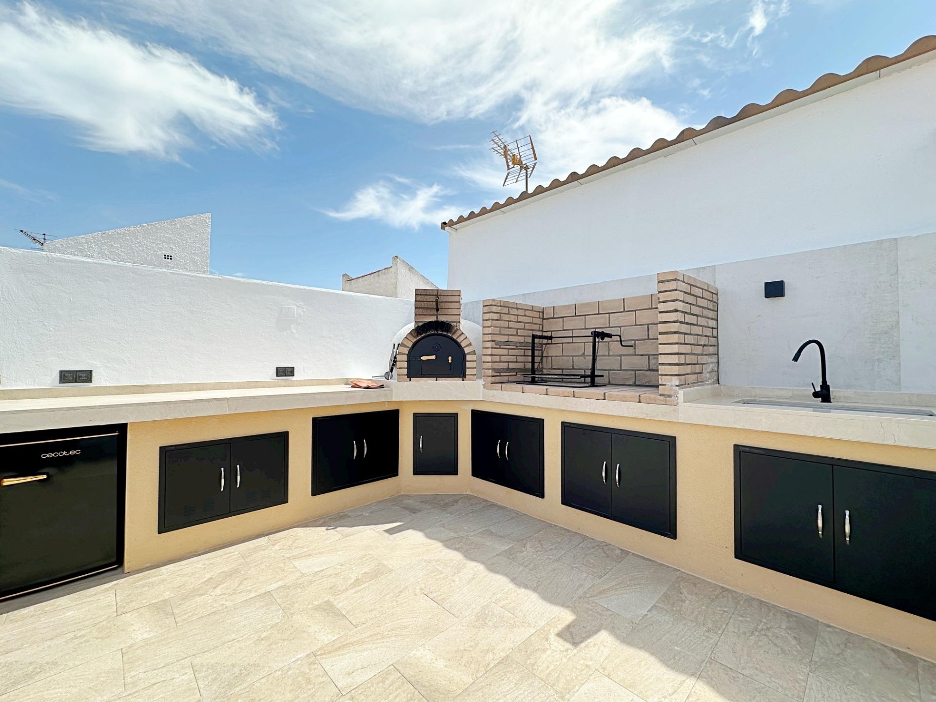 For sale - 3 Bedroom 3 Bathroom Town House in Torrevieja - aguas nuevas  - Alicante
