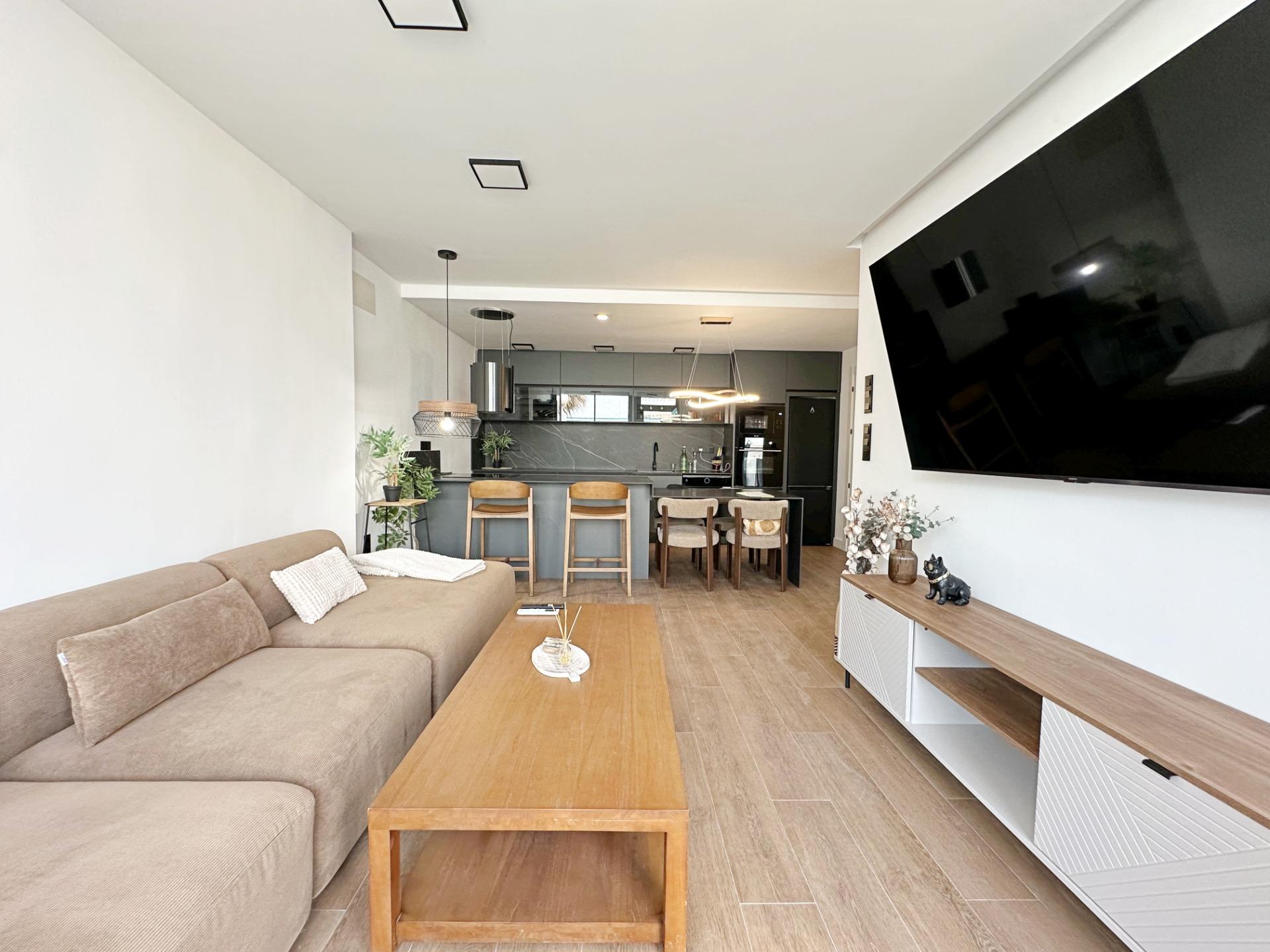 For sale - 3 Bedroom 3 Bathroom Town House in Torrevieja - aguas nuevas  - Alicante