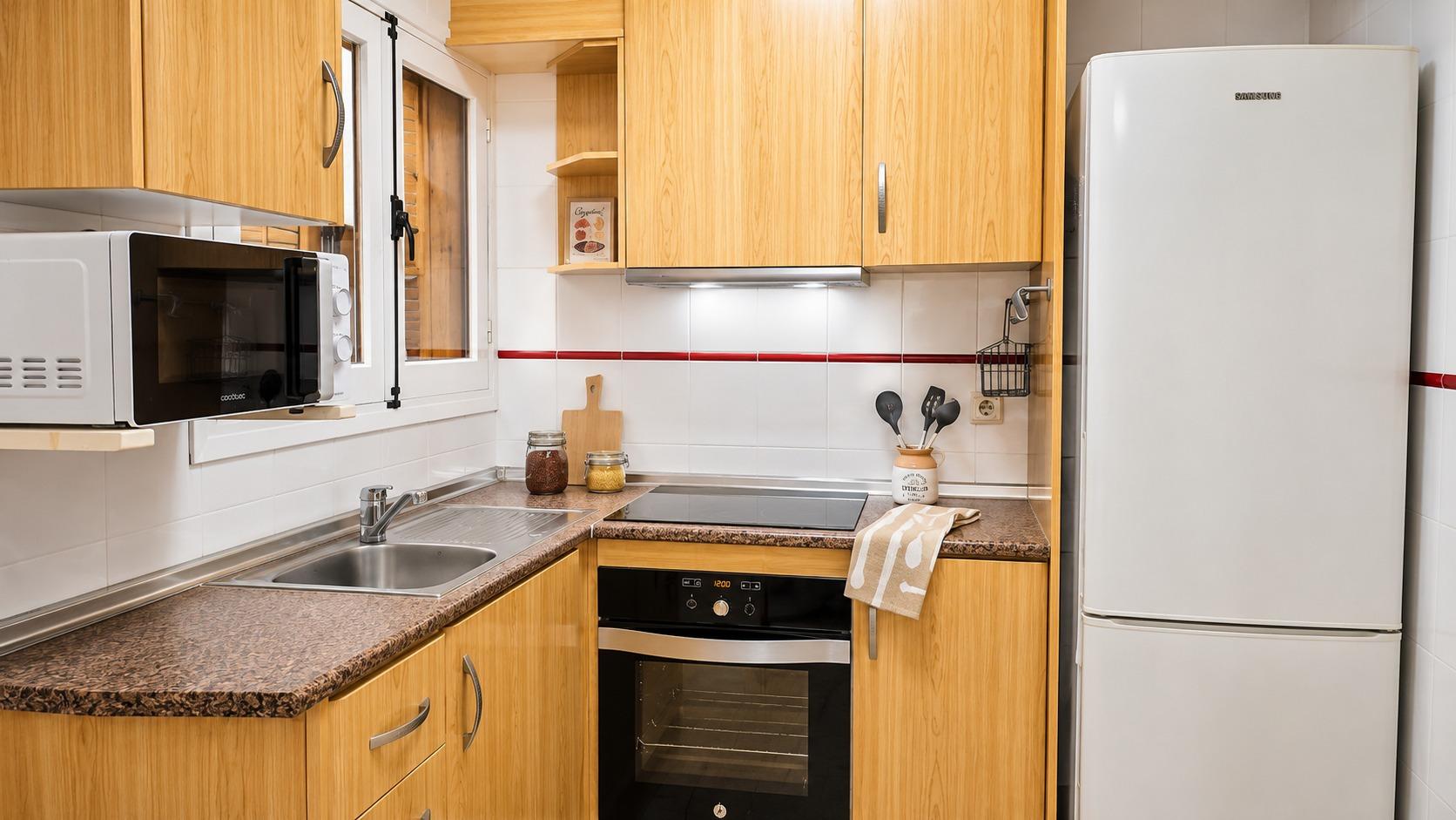 For sale - 2 Bedroom 1 Bathroom Apartment in Torrevieja - Playa Del Cura  - Alicante