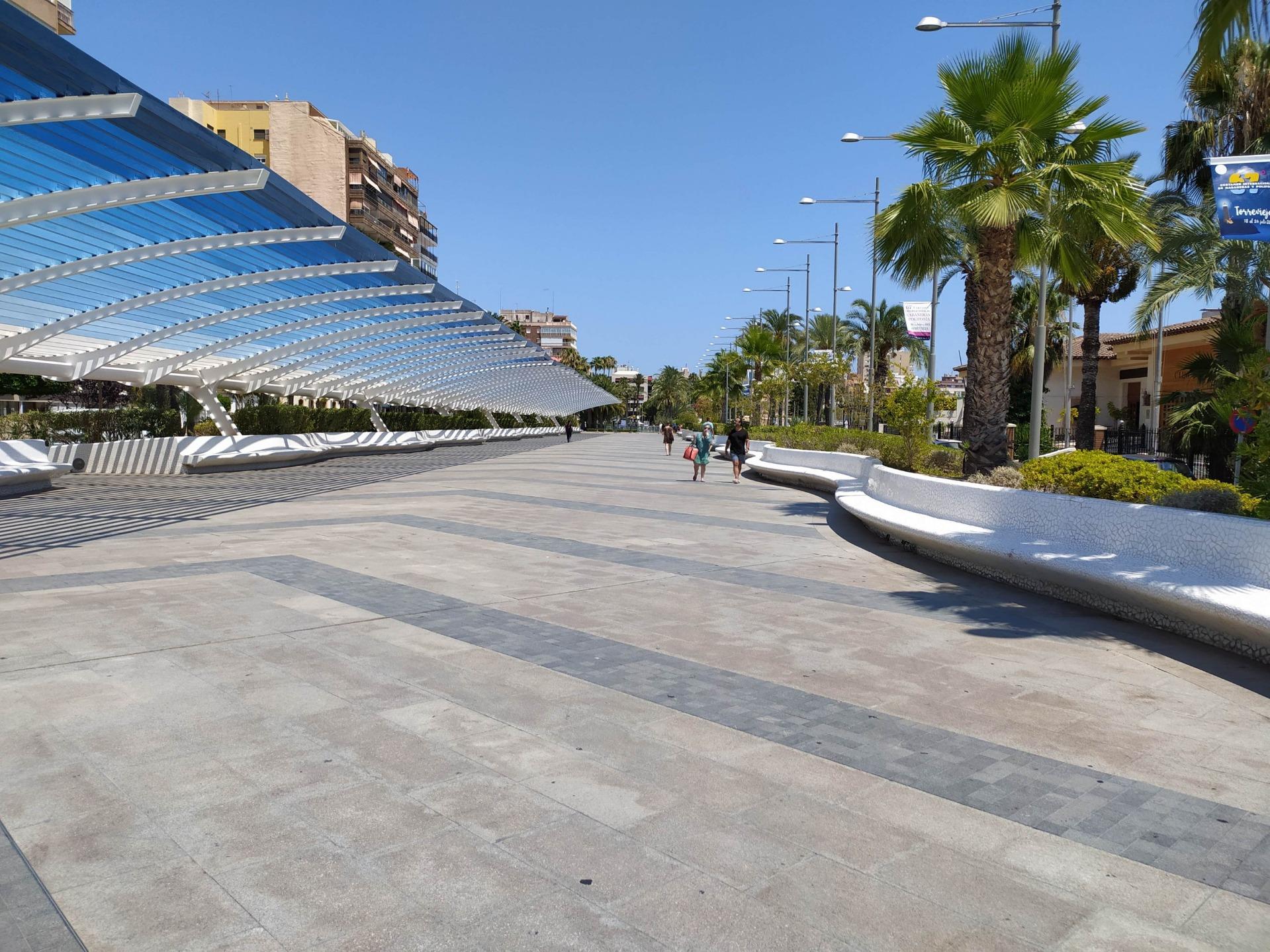 For sale - 2 Bedroom 1 Bathroom Apartment in Torrevieja - Playa Del Cura  - Alicante