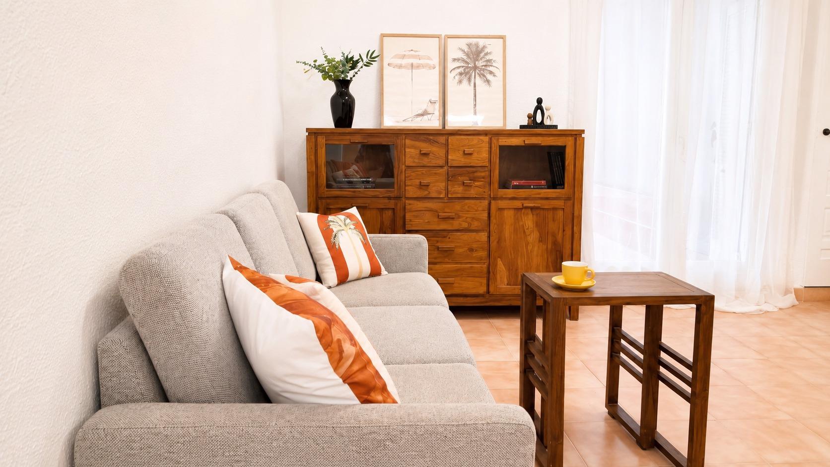 For sale - 2 Bedroom 1 Bathroom Apartment in Torrevieja - Playa Del Cura  - Alicante