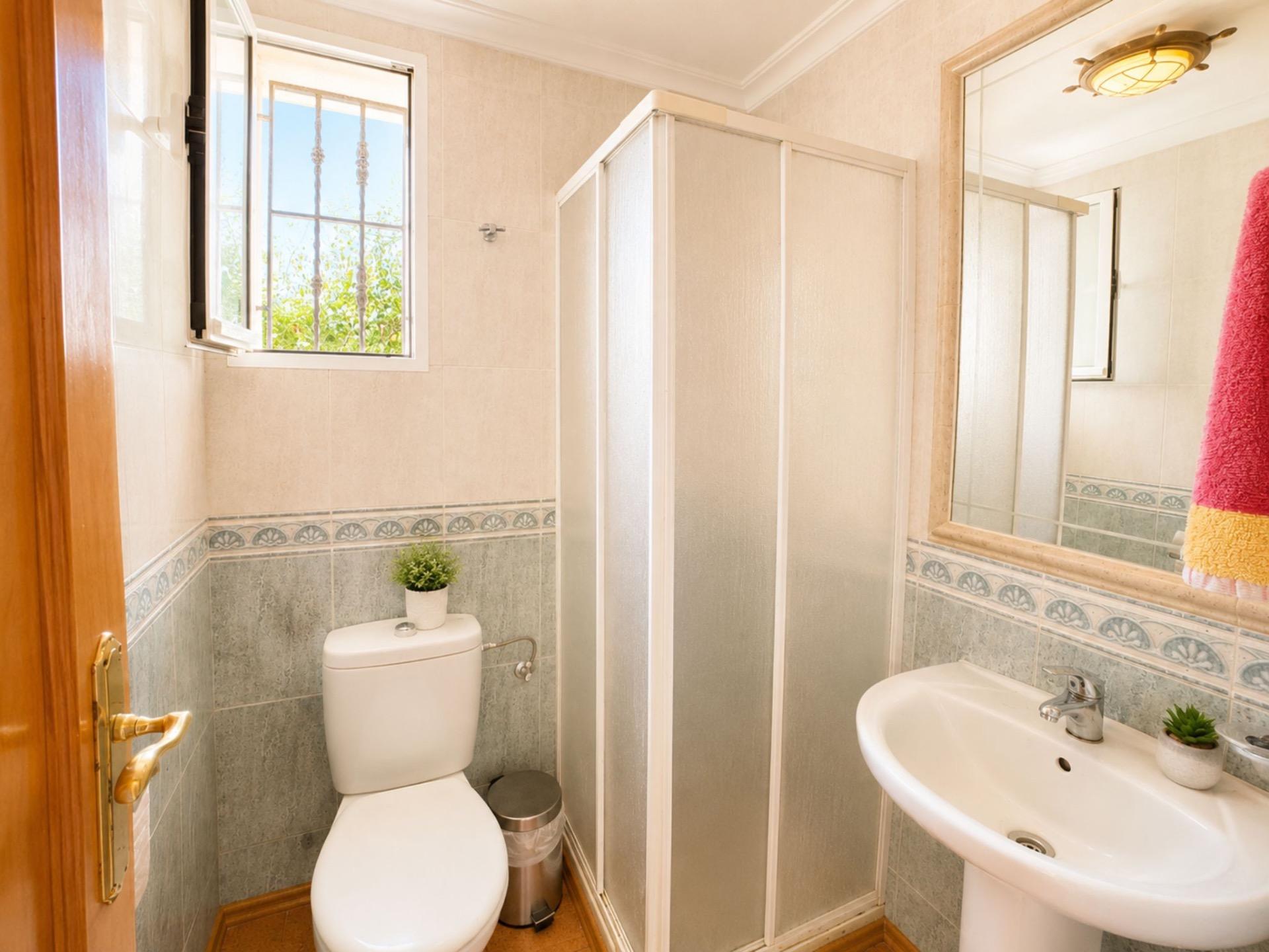 For sale - 2 Bedroom 2 Bathroom Bungalow in Orihuela Costa - Lomas De Cabo Roig  - Alicante