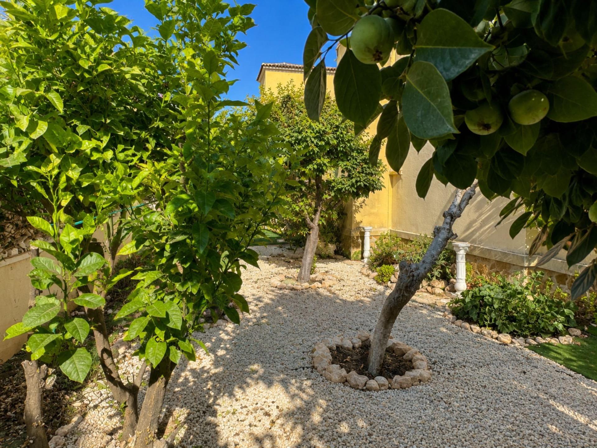 For sale - 2 Bedroom 2 Bathroom Bungalow in Orihuela Costa - Lomas De Cabo Roig  - Alicante