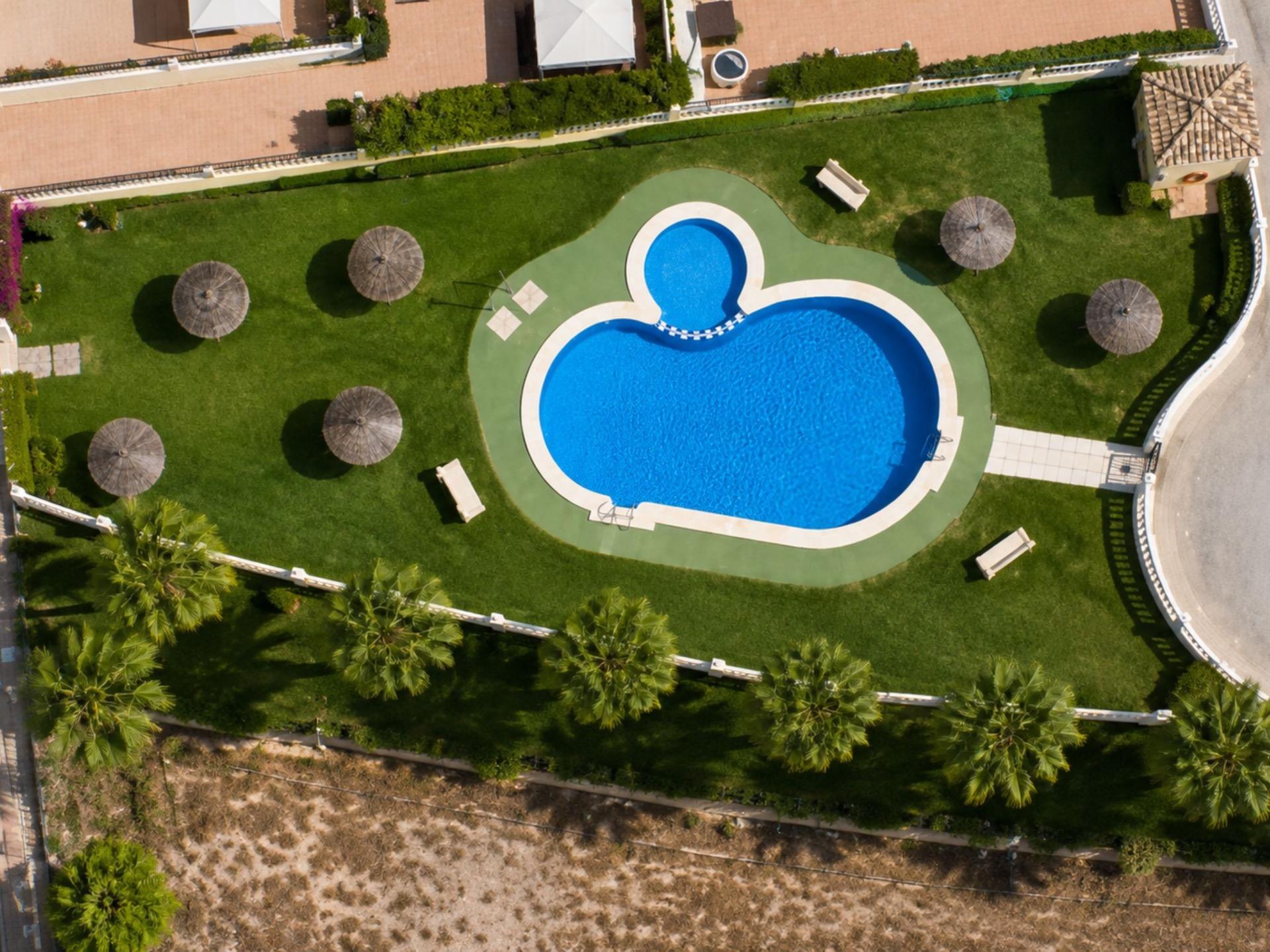 For sale - 2 Bedroom 2 Bathroom Bungalow in Orihuela Costa - Lomas De Cabo Roig  - Alicante