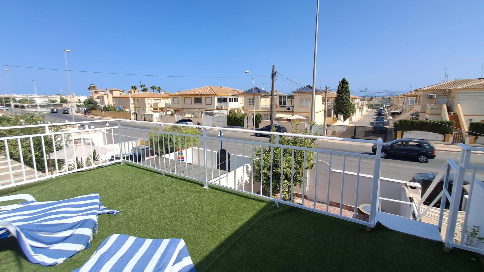 For sale - 3 Bedroom 1 Bathroom Town House in Orihuela Costa - Playa Flamenca  - Alicante