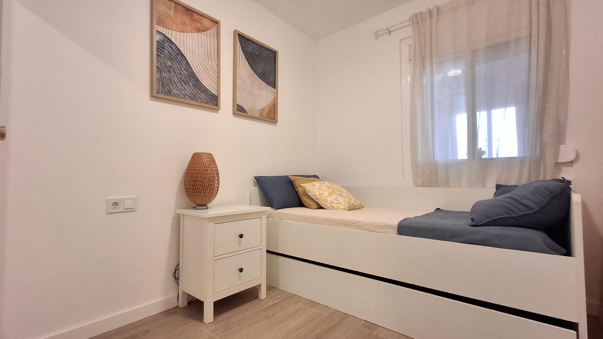 For sale - 3 Bedroom 1 Bathroom Town House in Orihuela Costa - Playa Flamenca  - Alicante