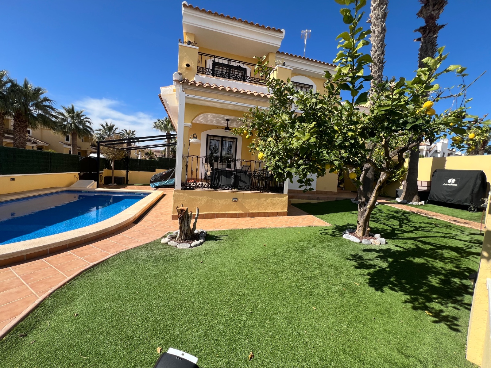 For sale - 3 Bedroom 2 Bathroom Villa in Orihuela Costa - Costa Blanca  - Alicante
