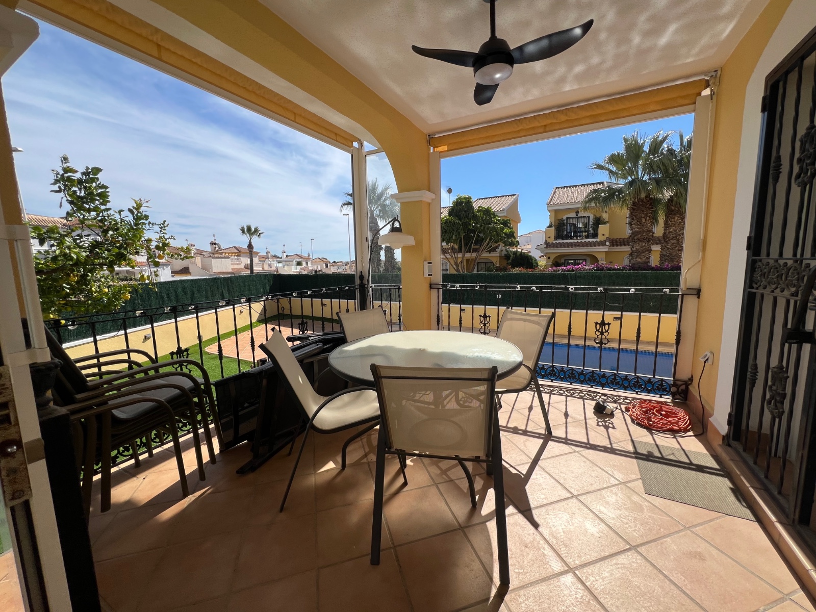 For sale - 3 Bedroom 2 Bathroom Villa in Orihuela Costa - Costa Blanca  - Alicante
