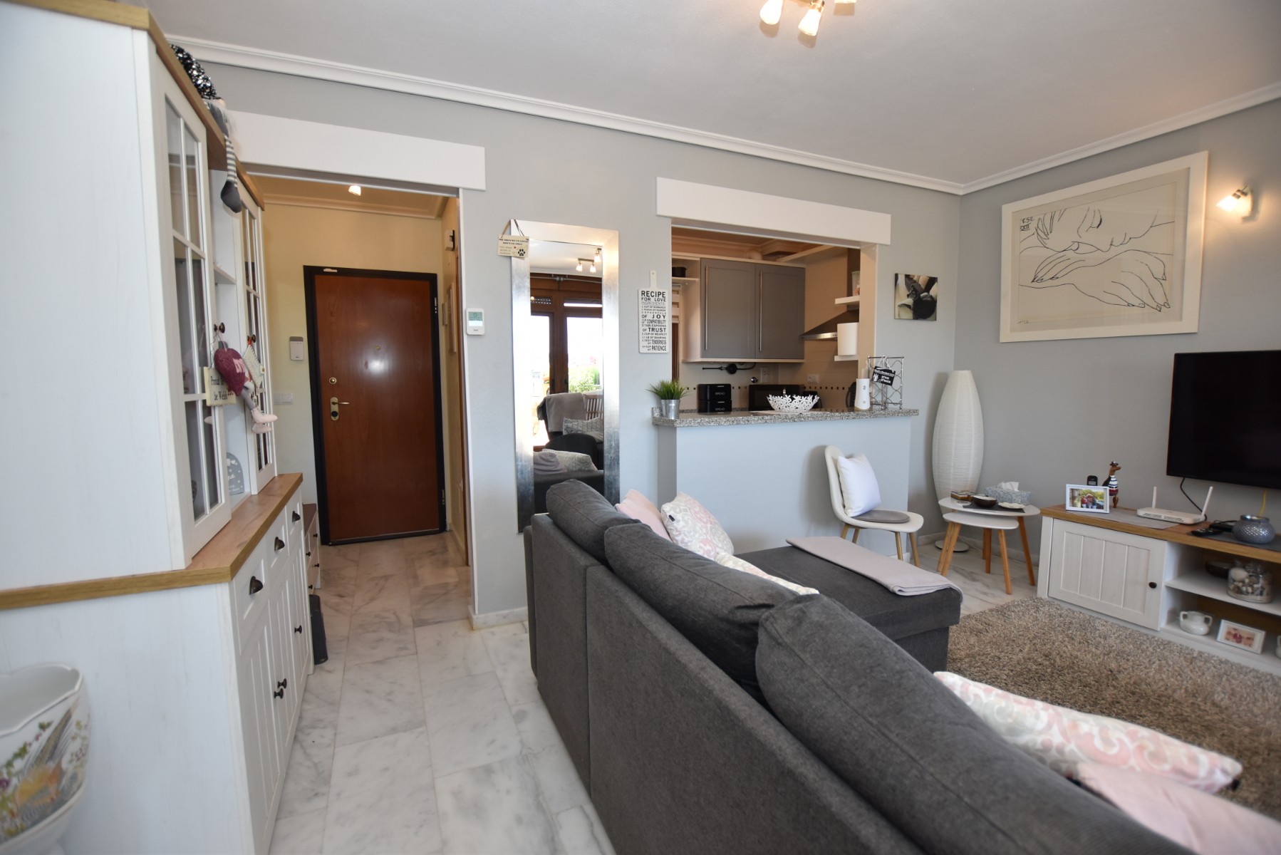 For sale - 2 Bedroom 2 Bathroom Apartment in Algorfa - Inland  - Alicante