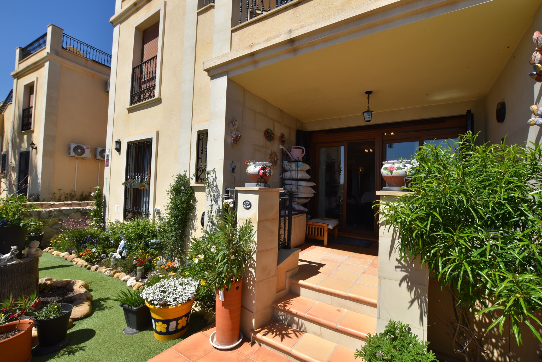 For sale - 2 Bedroom 2 Bathroom Apartment in Algorfa - Inland  - Alicante