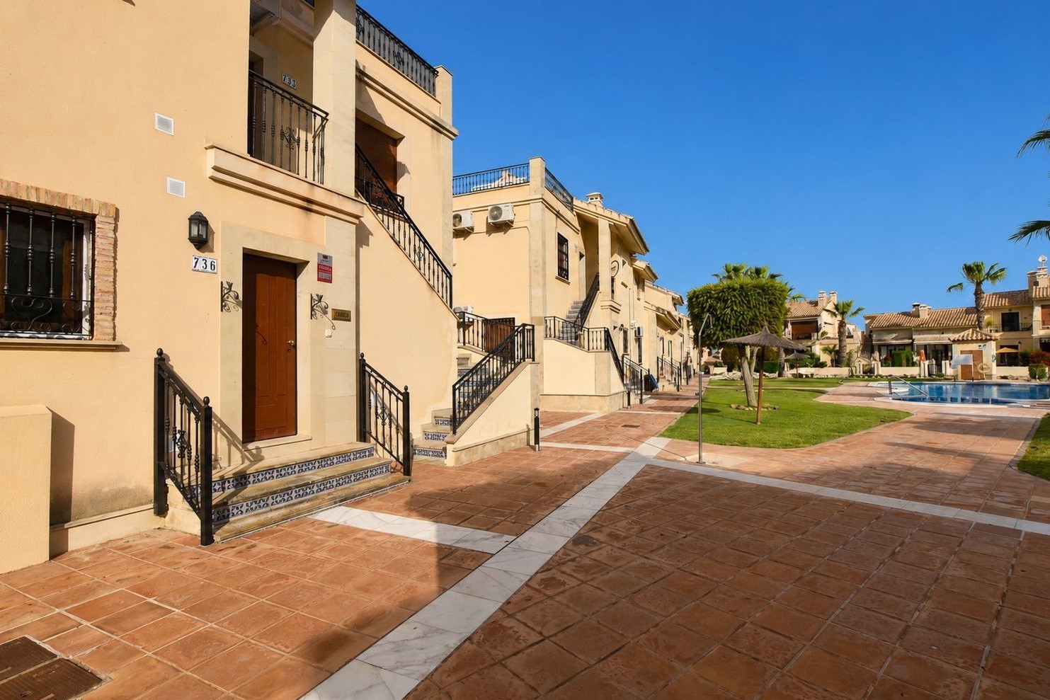 For sale - 2 Bedroom 2 Bathroom Apartment in Algorfa - Inland  - Alicante