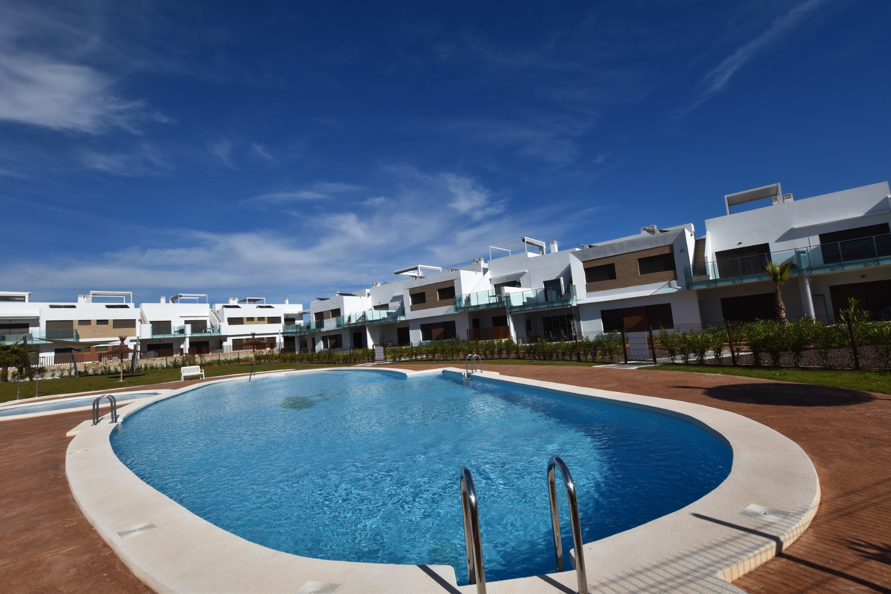 For sale - 2 Bedroom 2 Bathroom Apartment in Vistabella Golf Entre Naranjos - Inland  - Alicante