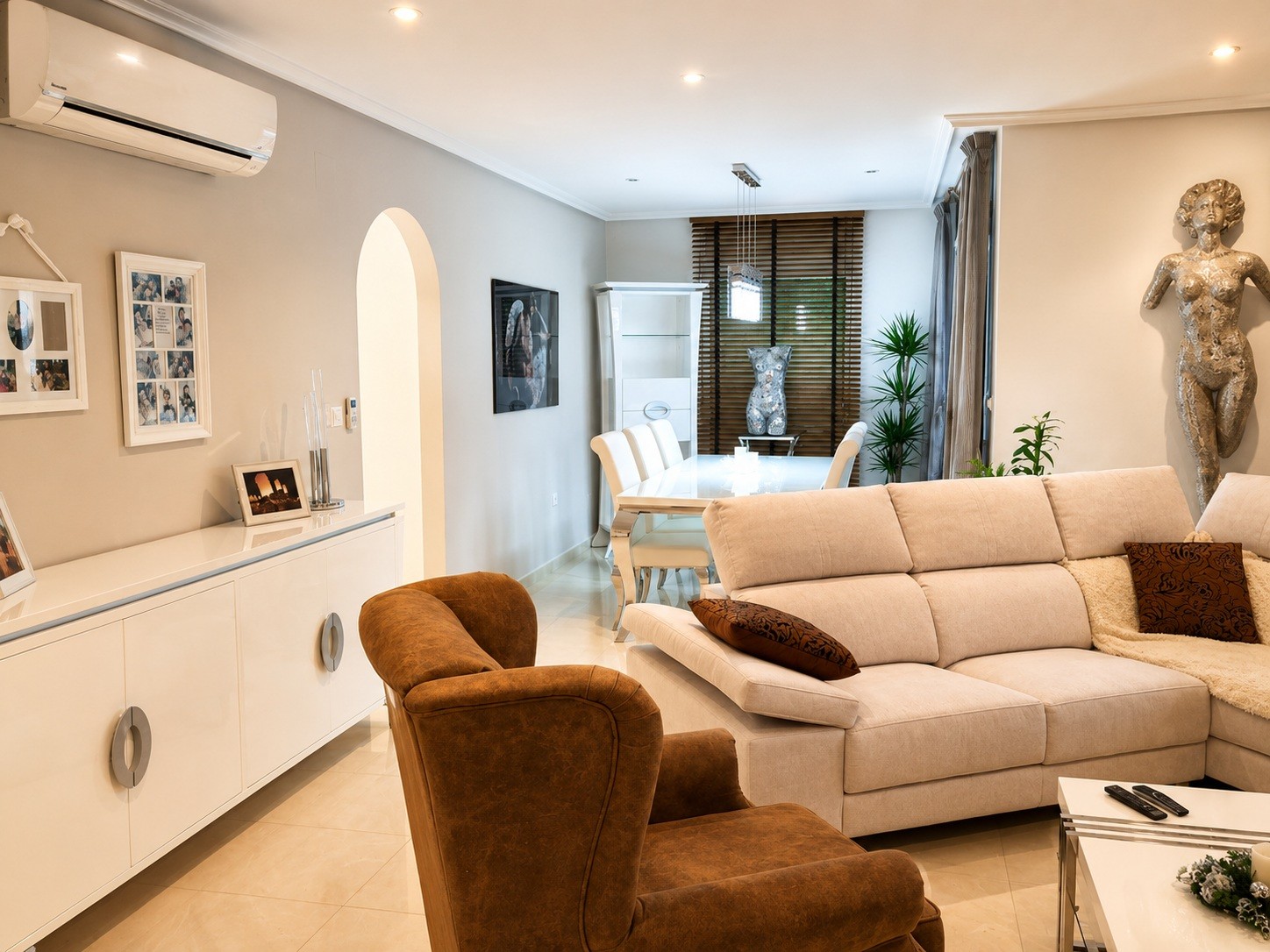 For sale - 4 Bedroom 3 Bathroom Villa in Rojales - Inland  - Alicante