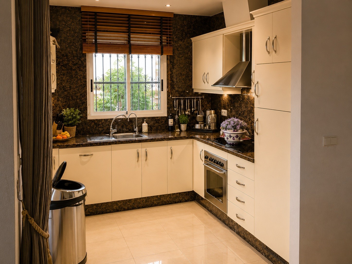 For sale - 4 Bedroom 3 Bathroom Villa in Rojales - Inland  - Alicante