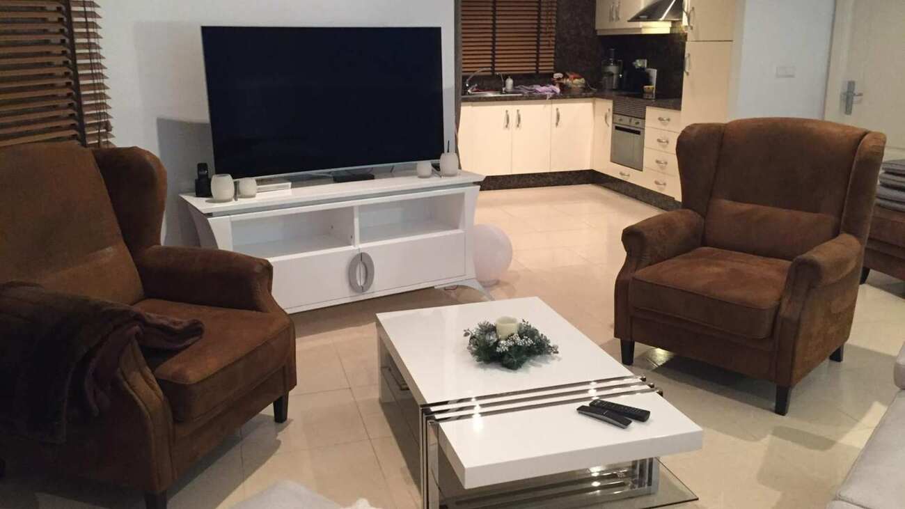 For sale - 4 Bedroom 3 Bathroom Villa in Rojales -  - Alicante
