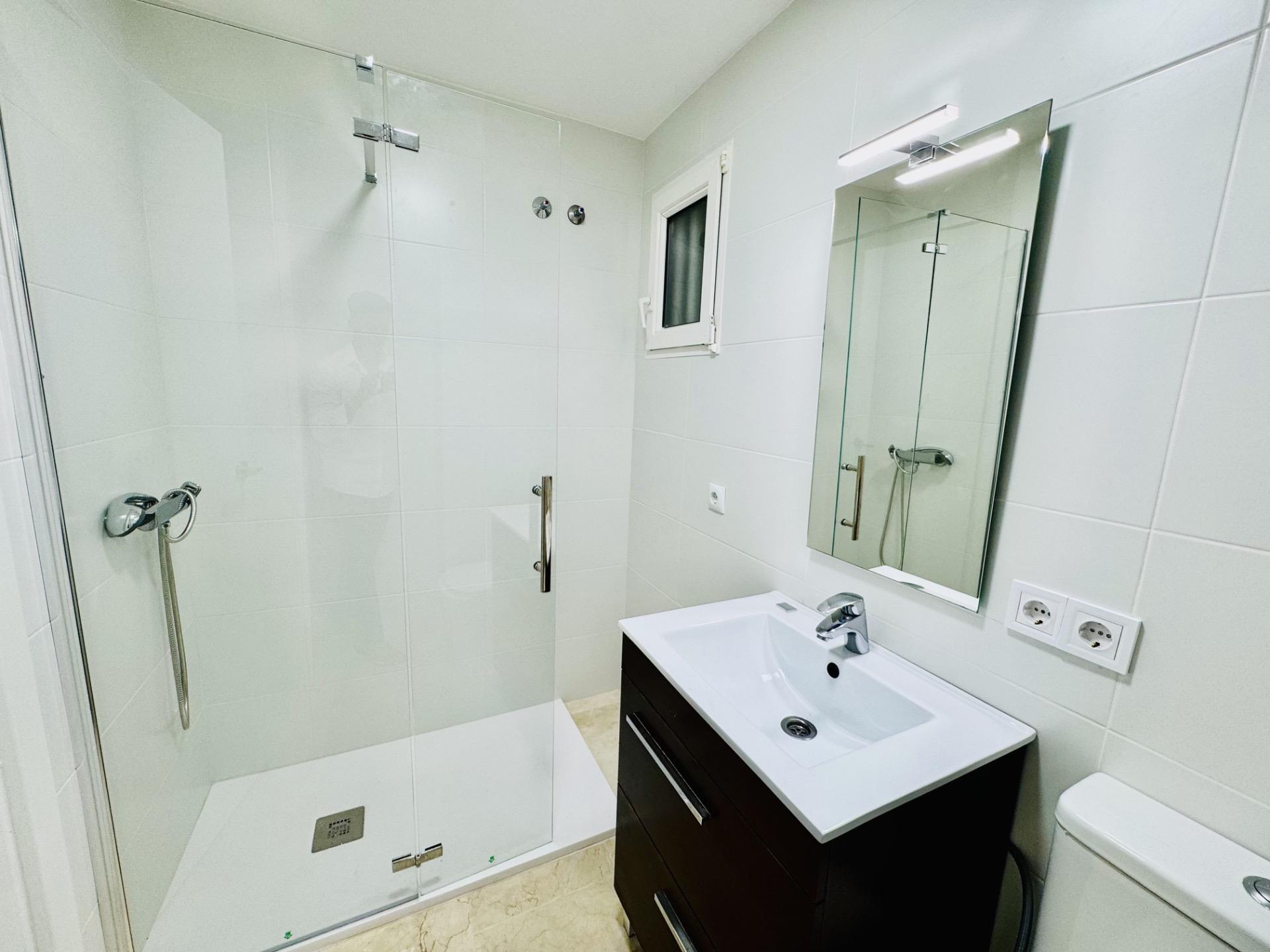 For sale - 2 Bedroom 1 Bathroom Apartment in Orihuela Costa - Altos De Campoamor  - Alicante