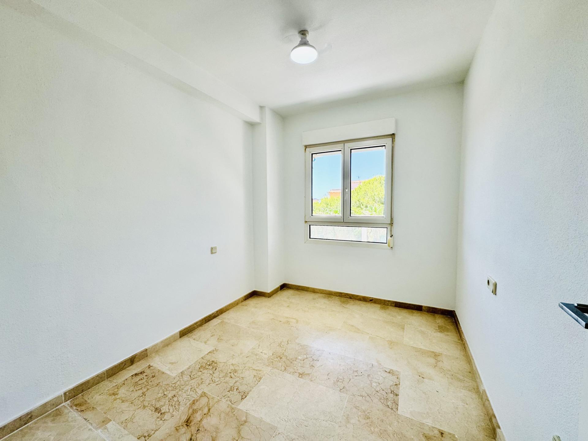 For sale - 2 Bedroom 1 Bathroom Apartment in Orihuela Costa - Altos De Campoamor  - Alicante