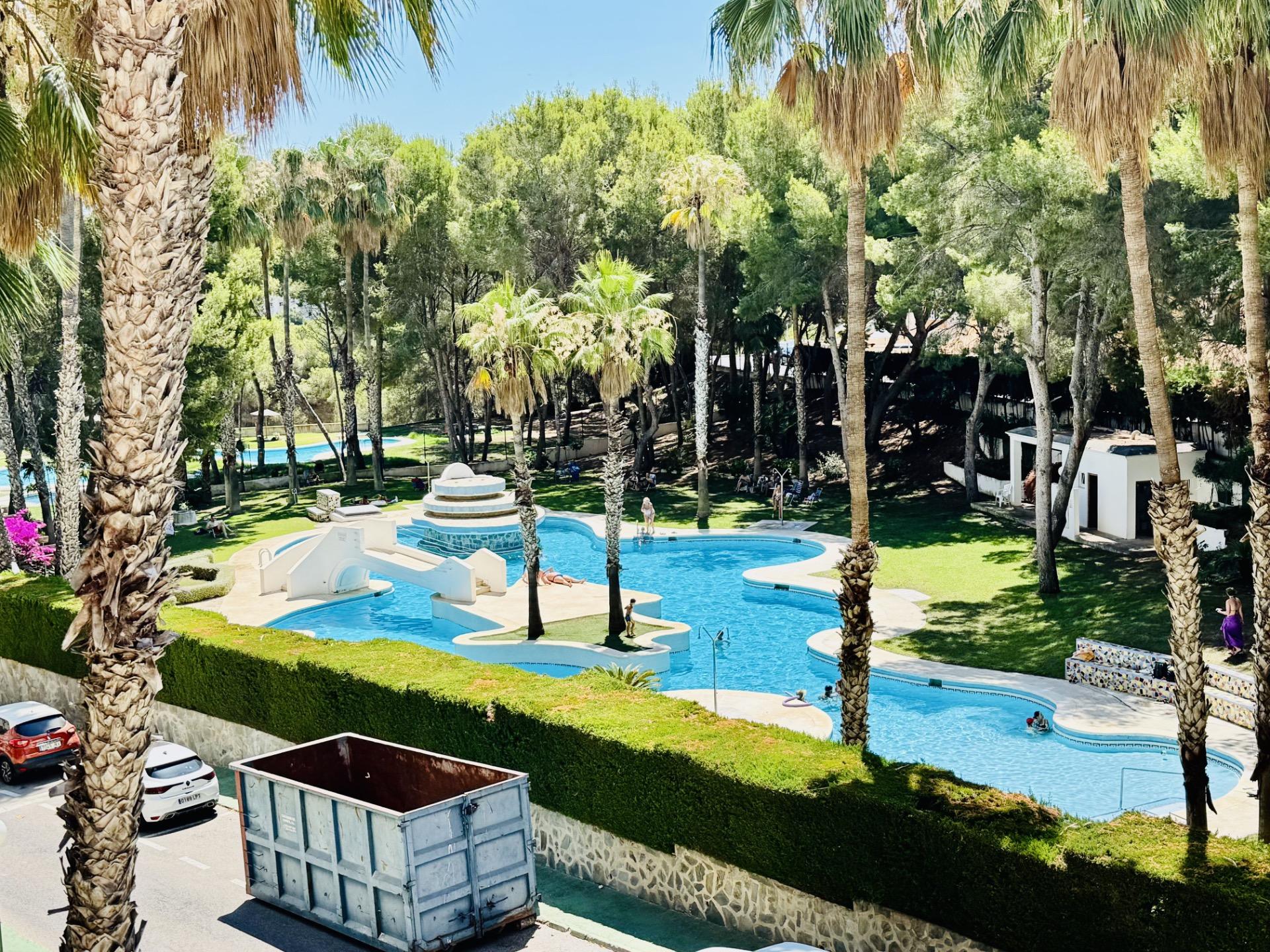 For sale - 2 Bedroom 1 Bathroom Apartment in Orihuela Costa - Altos De Campoamor  - Alicante
