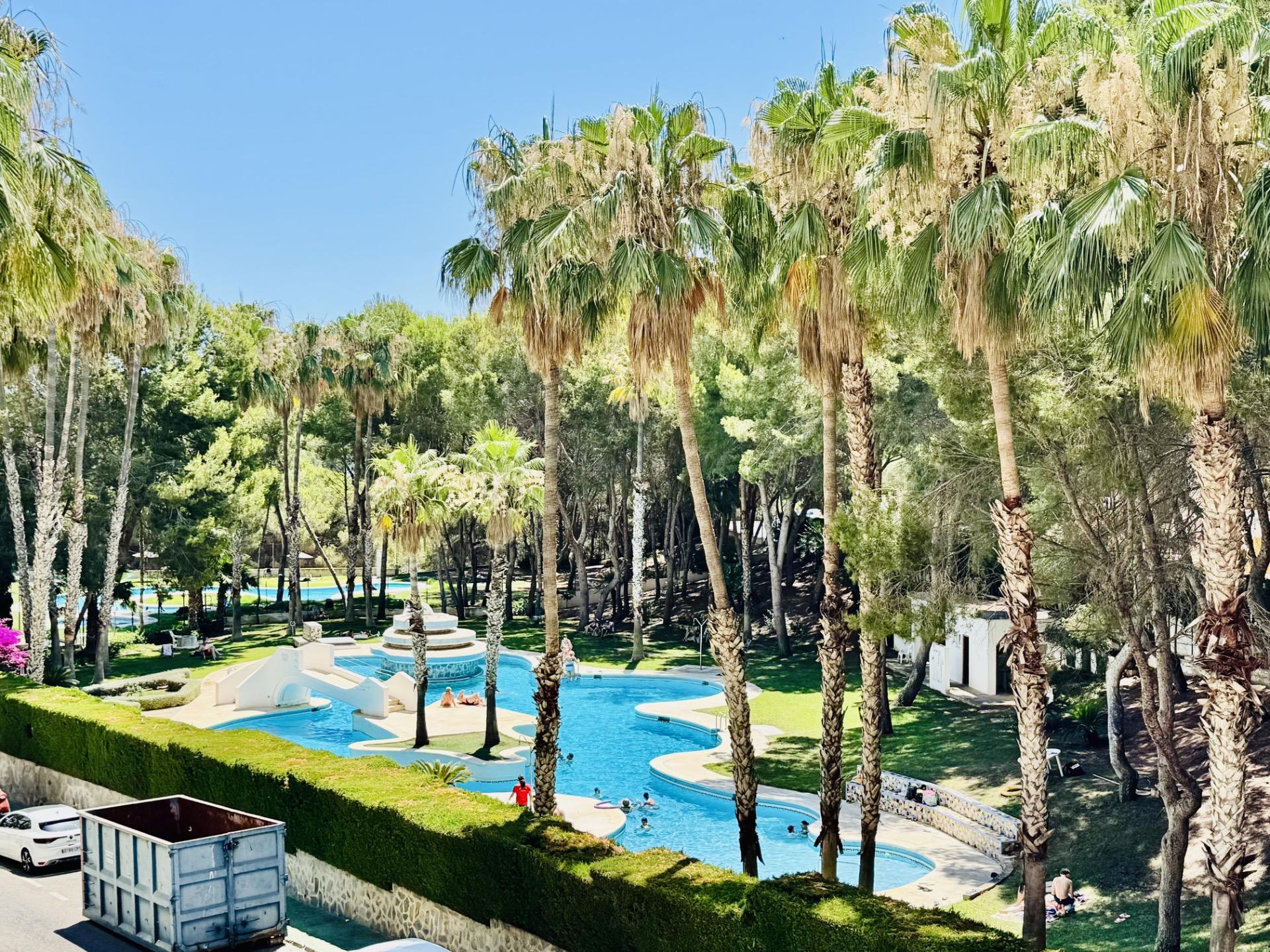 For sale - 2 Bedroom 1 Bathroom Apartment in Orihuela Costa - Altos De Campoamor  - Alicante