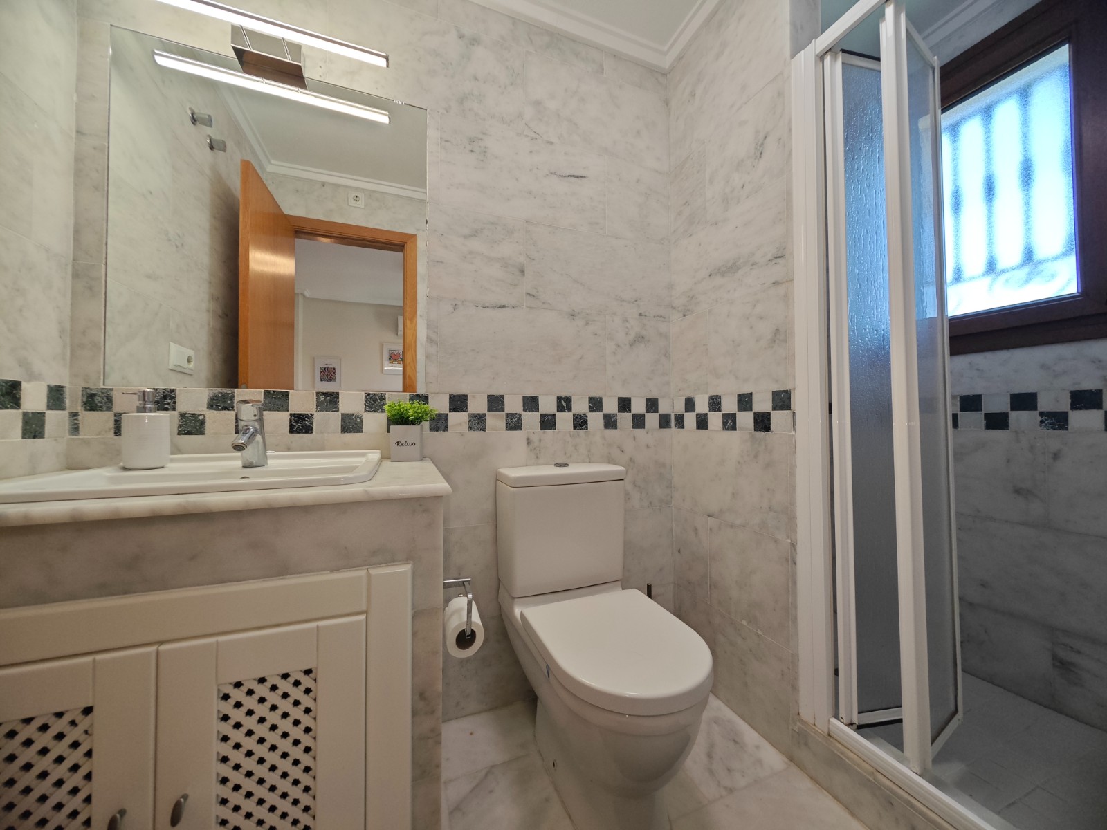 For sale - 2 Bedroom 2 Bathroom Apartment in Algorfa - Inland  - Alicante