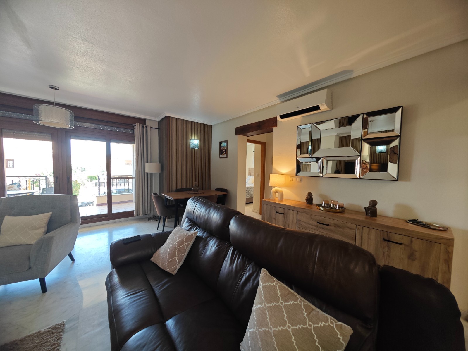 For sale - 2 Bedroom 2 Bathroom Apartment in Algorfa - Inland  - Alicante