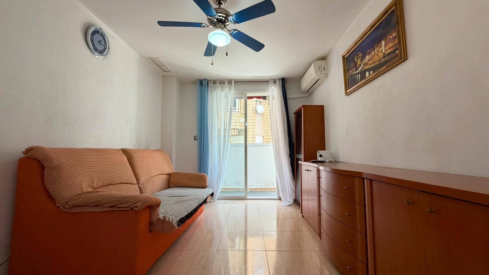 For sale - 2 Bedroom 1 Bathroom Apartment in Torrevieja - Torrevieja  - Alicante