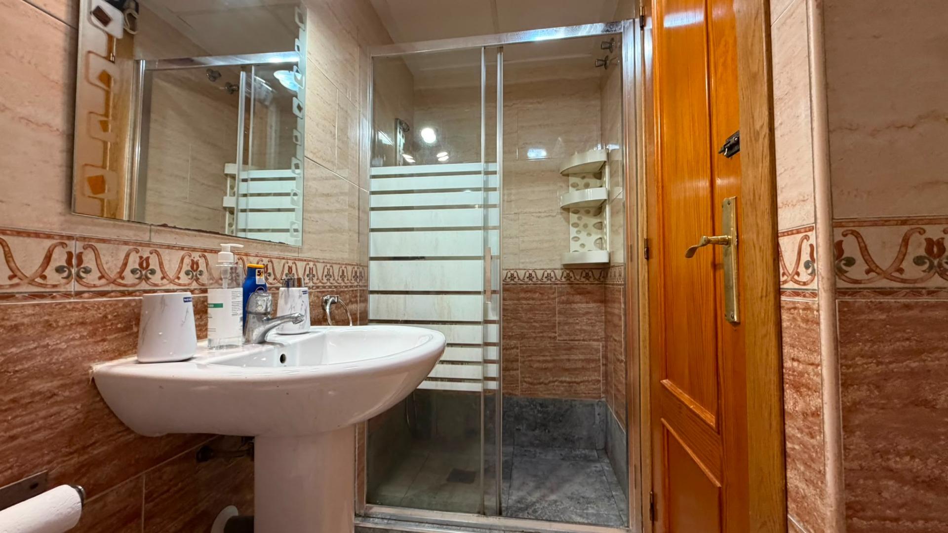 For sale - 2 Bedroom 1 Bathroom Apartment in Torrevieja - Torrevieja  - Alicante