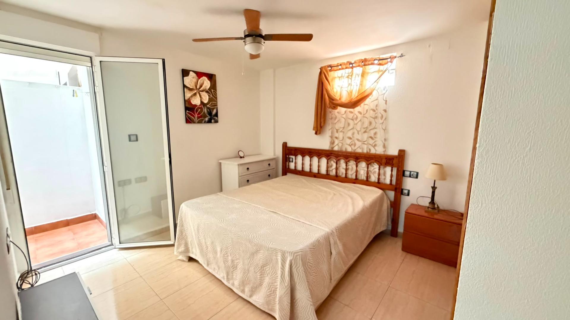 For sale - 2 Bedroom 1 Bathroom Apartment in Torrevieja - Torrevieja  - Alicante