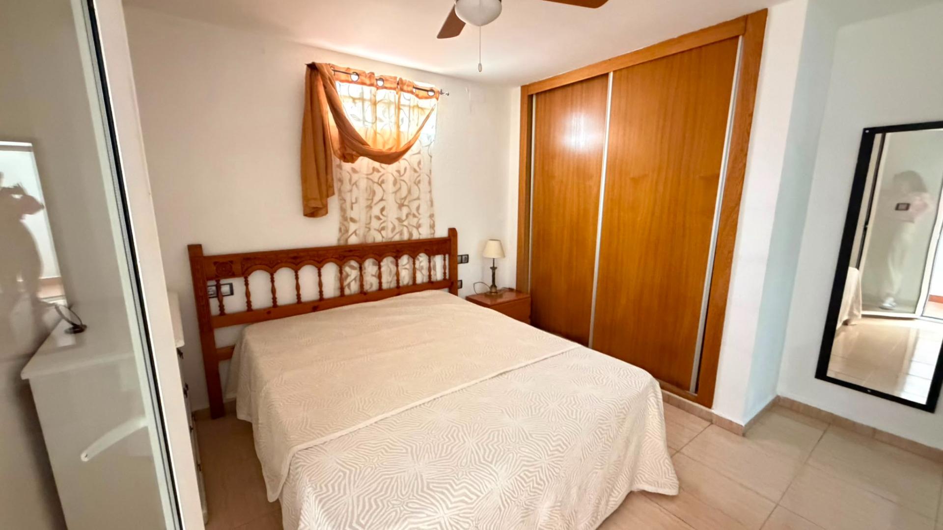 For sale - 2 Bedroom 1 Bathroom Apartment in Torrevieja - Torrevieja  - Alicante