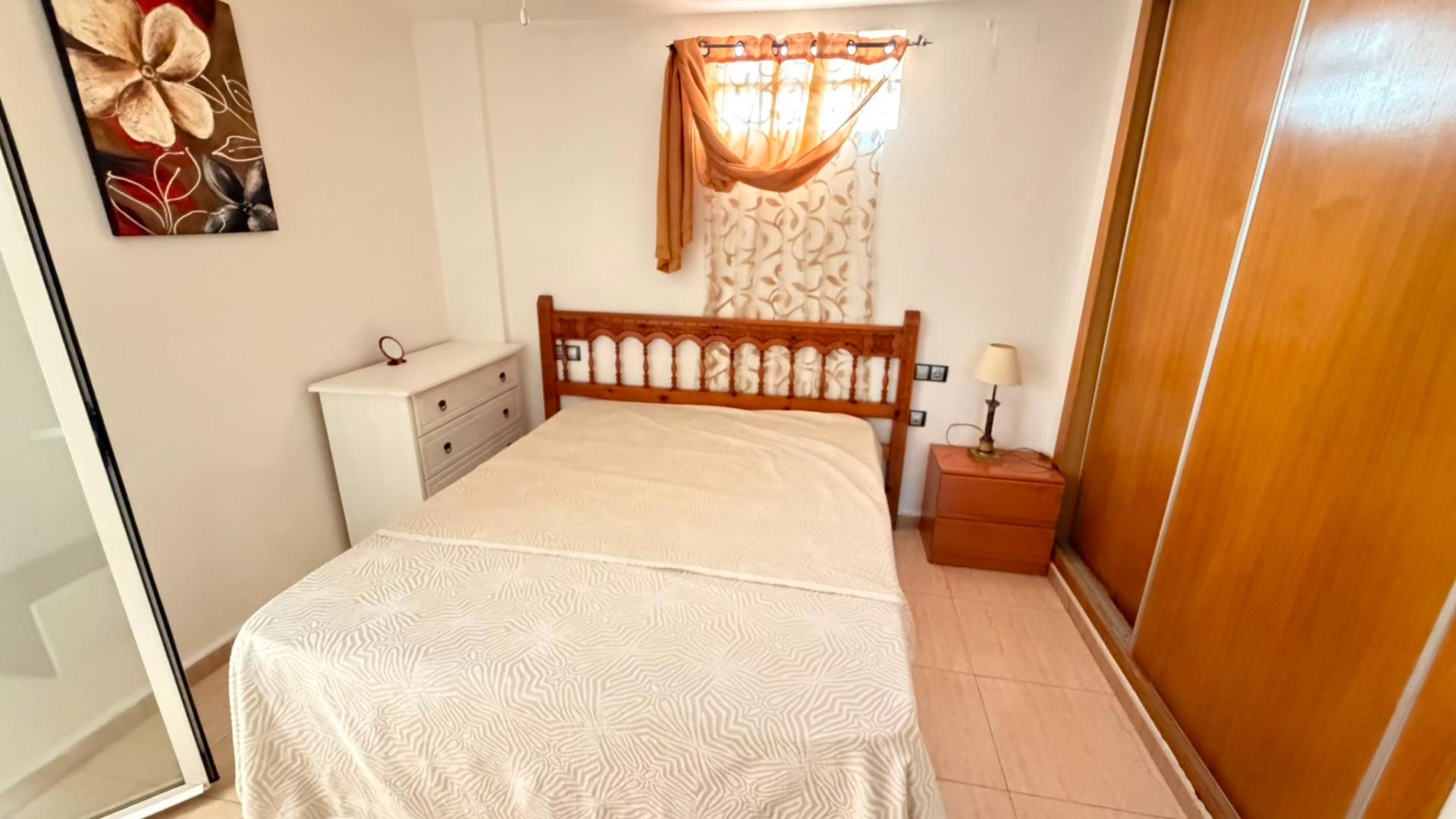 For sale - 2 Bedroom 1 Bathroom Apartment in Torrevieja - Torrevieja  - Alicante