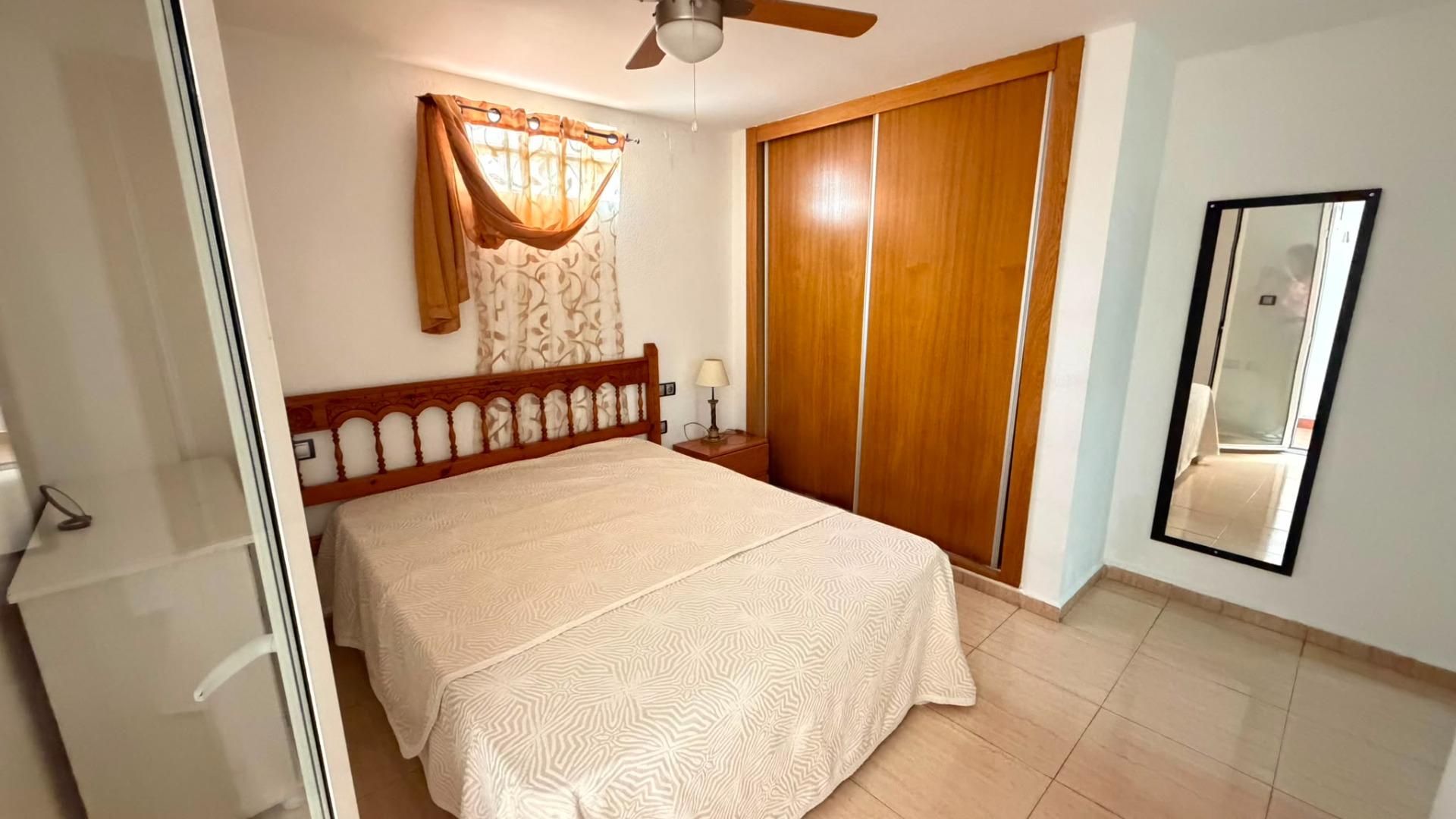 For sale - 2 Bedroom 1 Bathroom Apartment in Torrevieja - Torrevieja  - Alicante