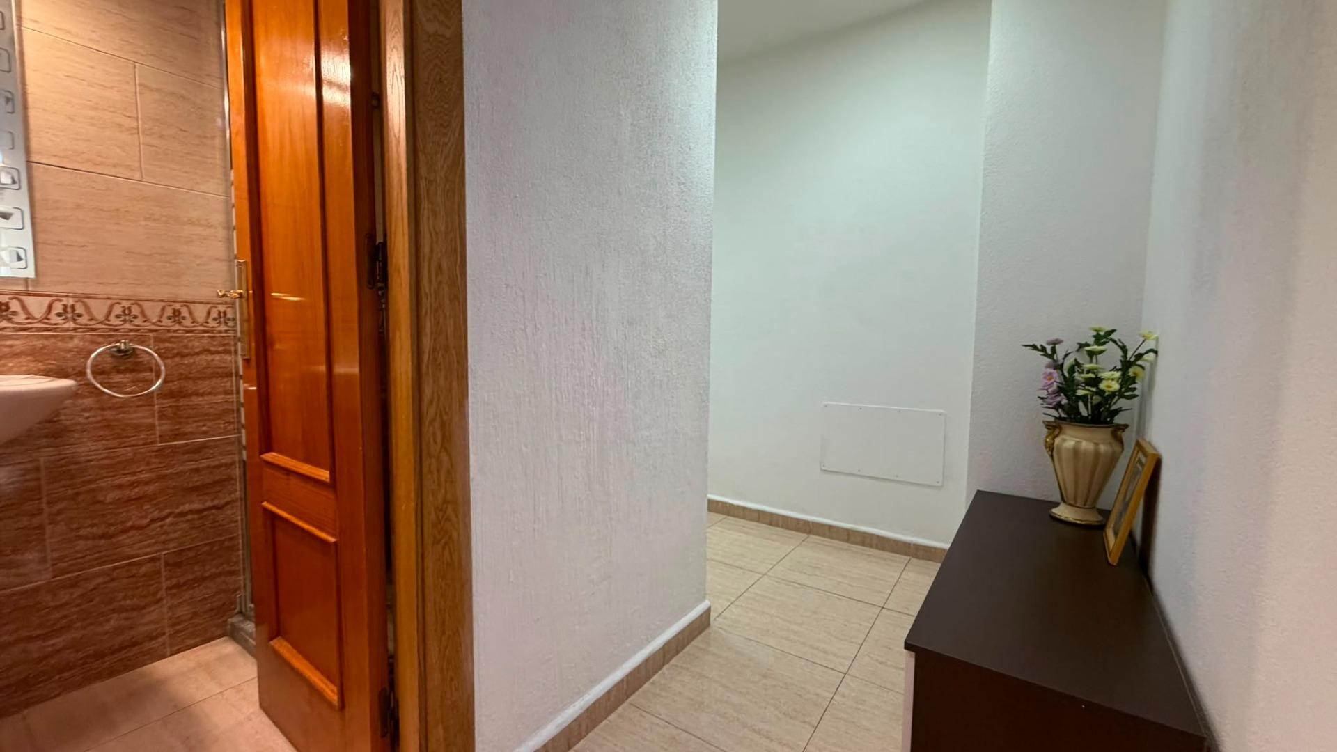 For sale - 2 Bedroom 1 Bathroom Apartment in Torrevieja - Torrevieja  - Alicante