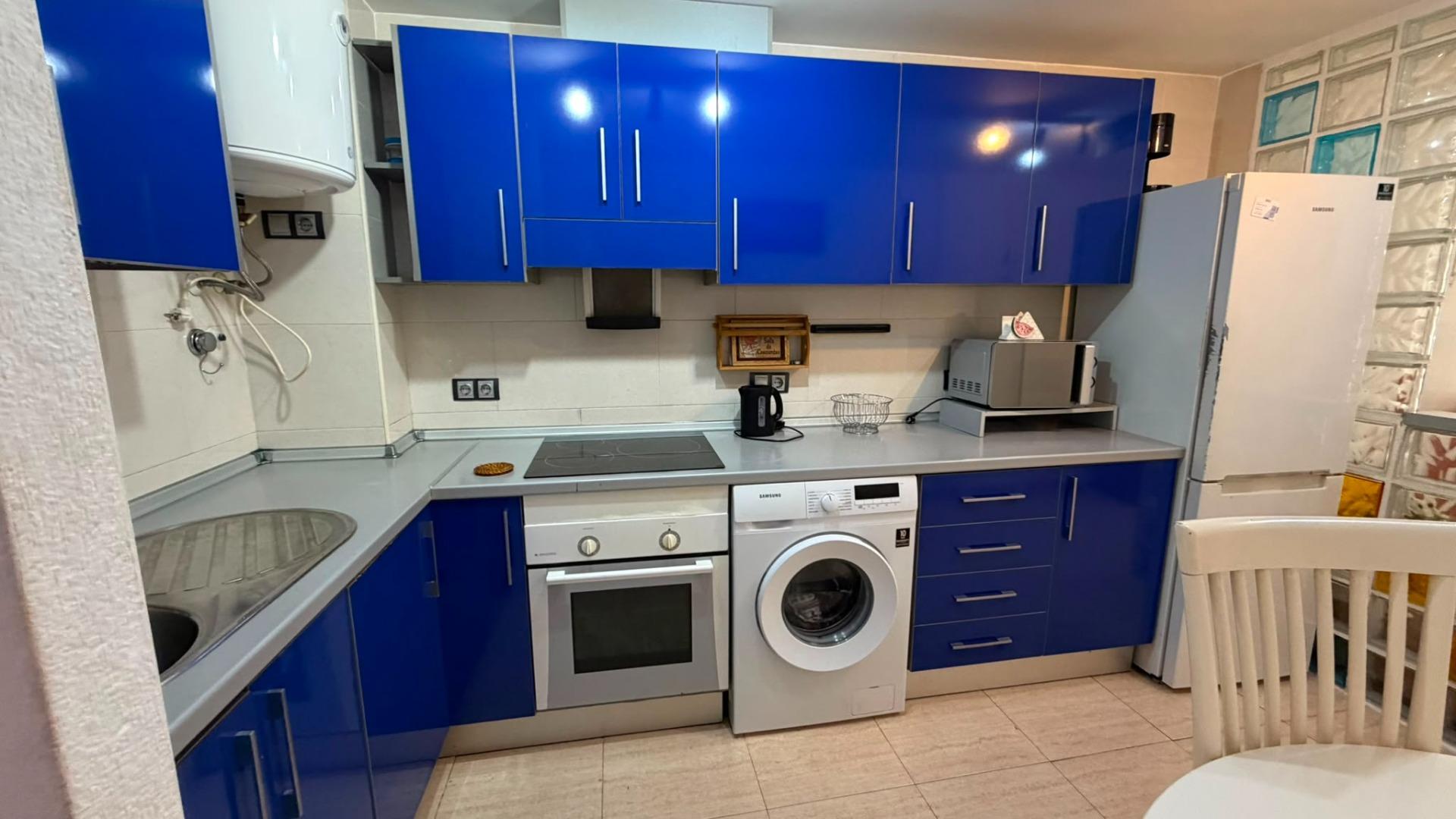 For sale - 2 Bedroom 1 Bathroom Apartment in Torrevieja - Torrevieja  - Alicante