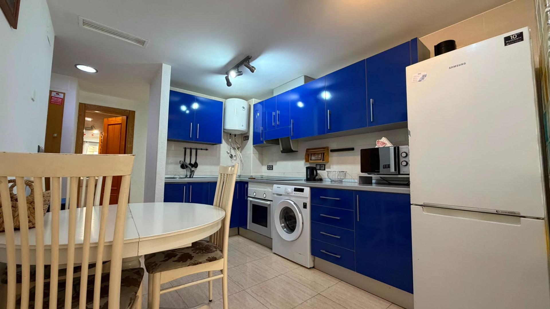 For sale - 2 Bedroom 1 Bathroom Apartment in Torrevieja - Torrevieja  - Alicante