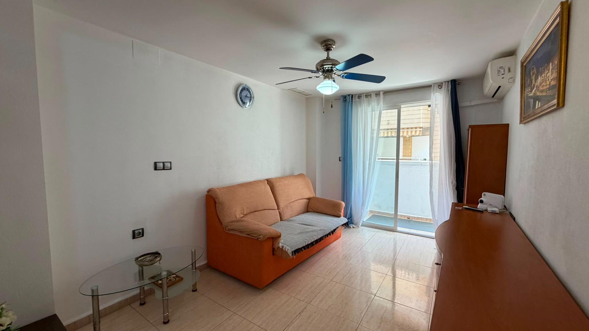 For sale - 2 Bedroom 1 Bathroom Apartment in Torrevieja - Torrevieja  - Alicante