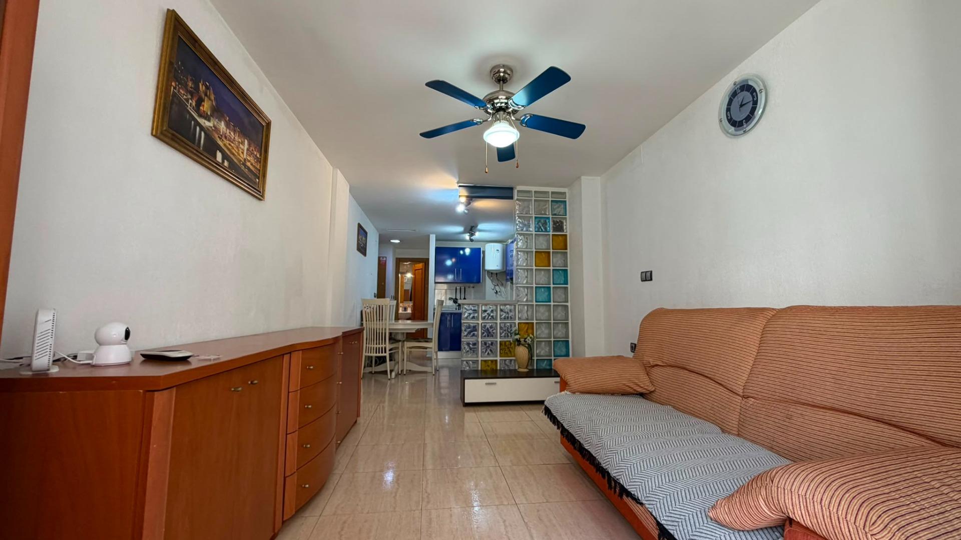 For sale - 2 Bedroom 1 Bathroom Apartment in Torrevieja - Torrevieja  - Alicante