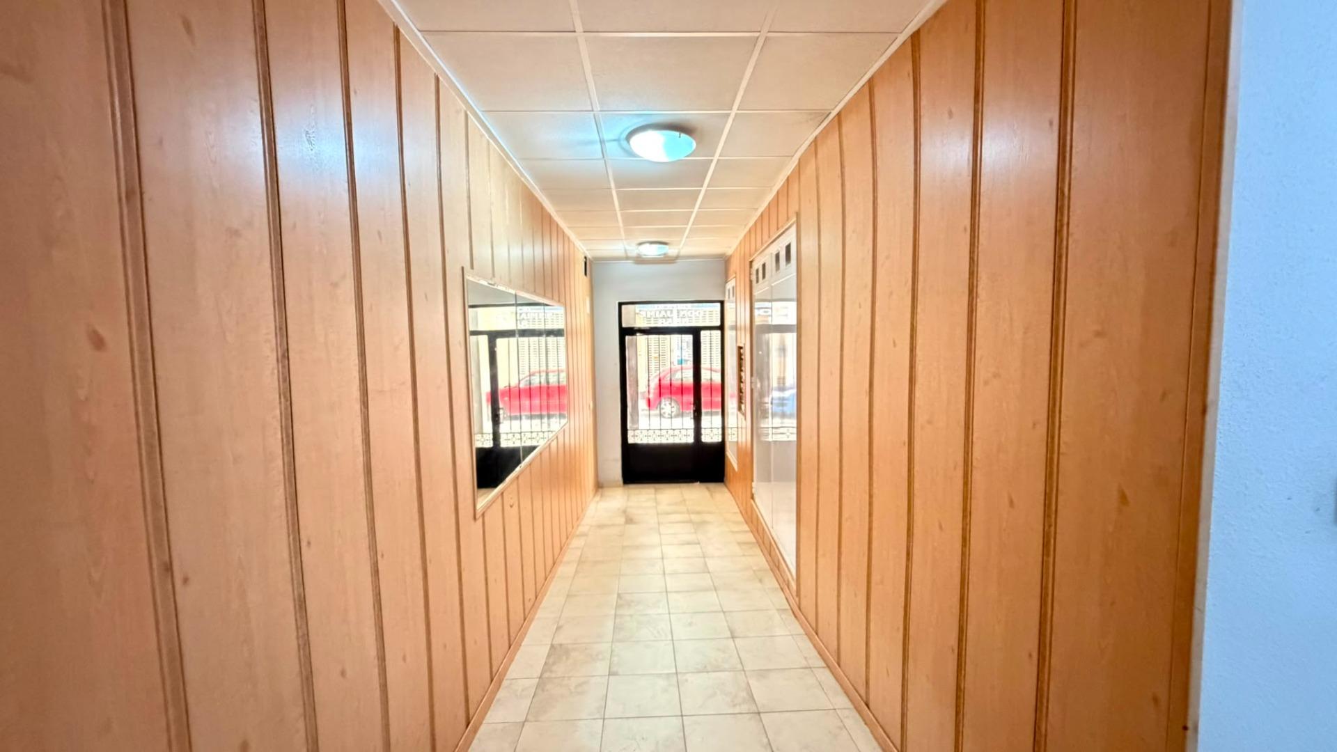 For sale - 2 Bedroom 1 Bathroom Apartment in Torrevieja - Torrevieja  - Alicante