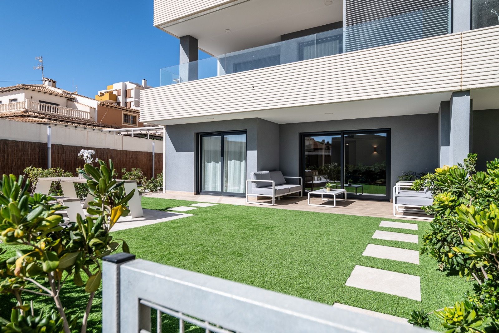 For sale - 2 Bedroom 2 Bathroom Apartment in Torrevieja - Costa Blanca  - Alicante