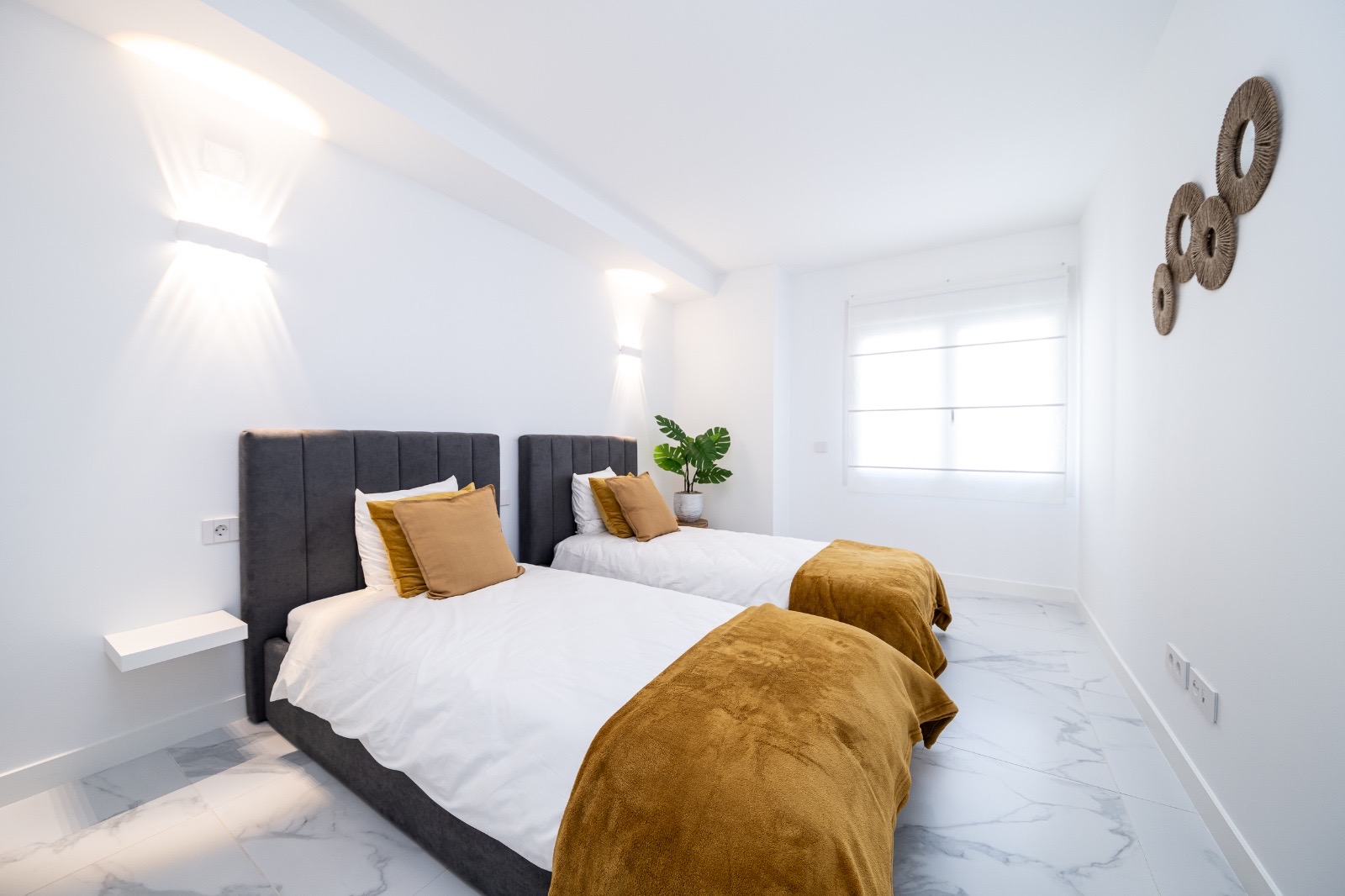 For sale - 2 Bedroom 2 Bathroom Apartment in Torrevieja - Costa Blanca  - Alicante