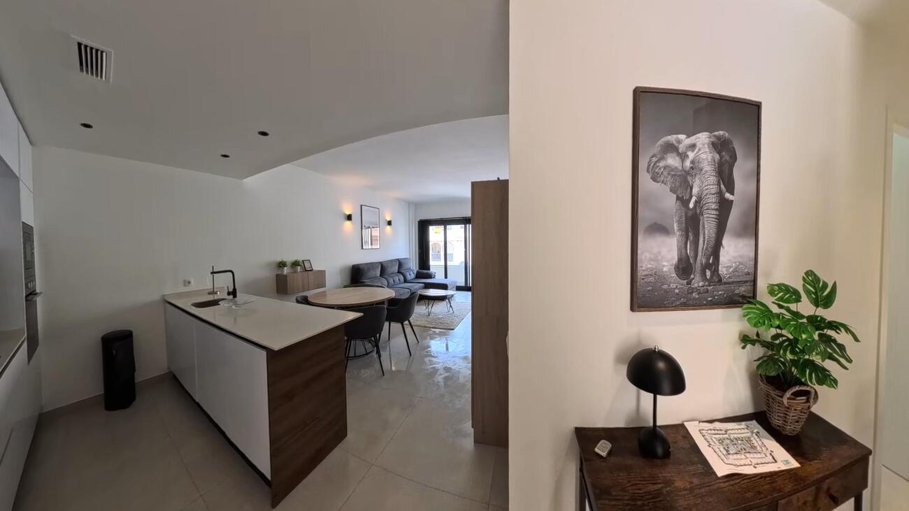 For sale - 2 Bedroom 2 Bathroom Penthouse Penthouse in Torrevieja -  - Alicante